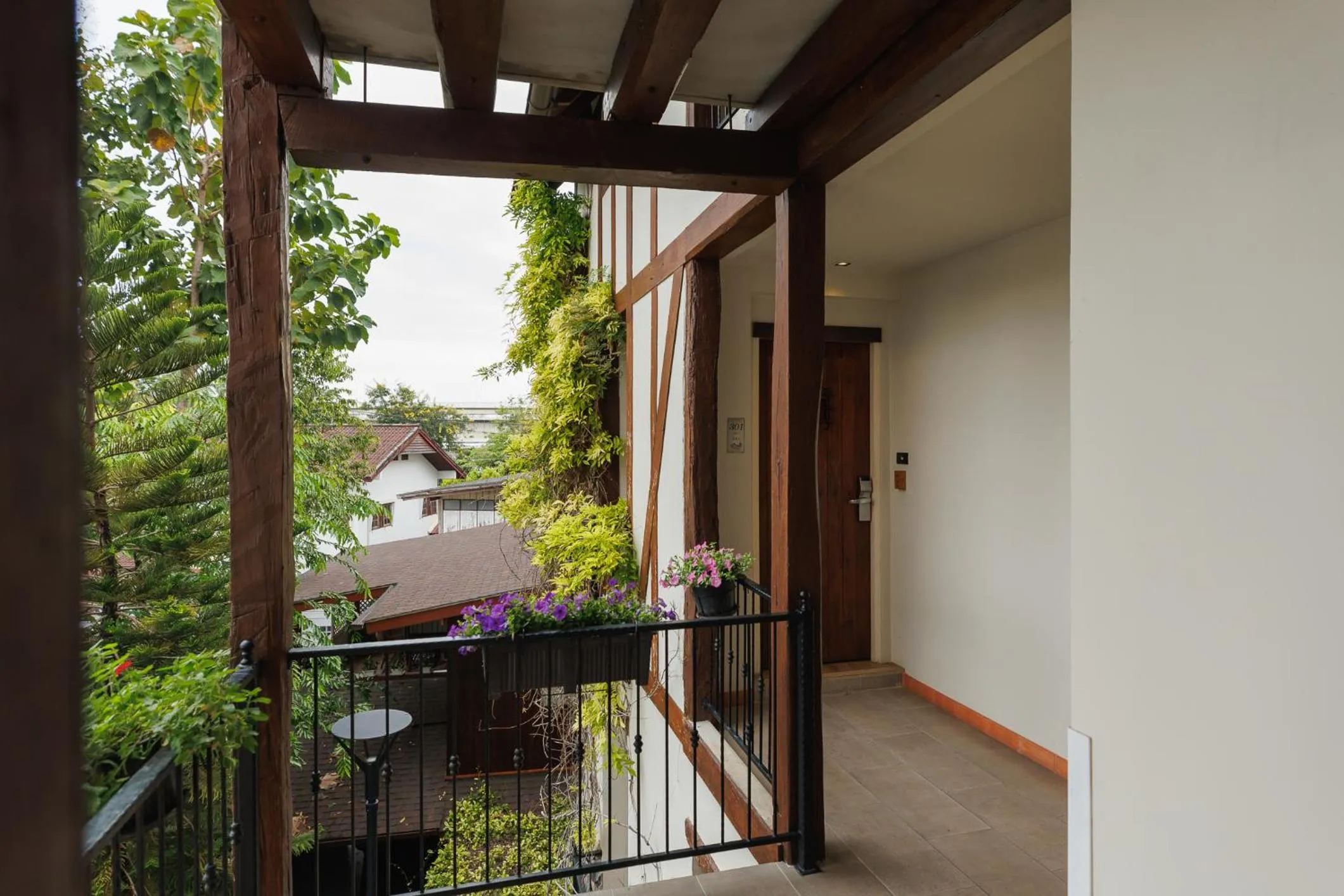 Property building in Le Charcoa Hotel