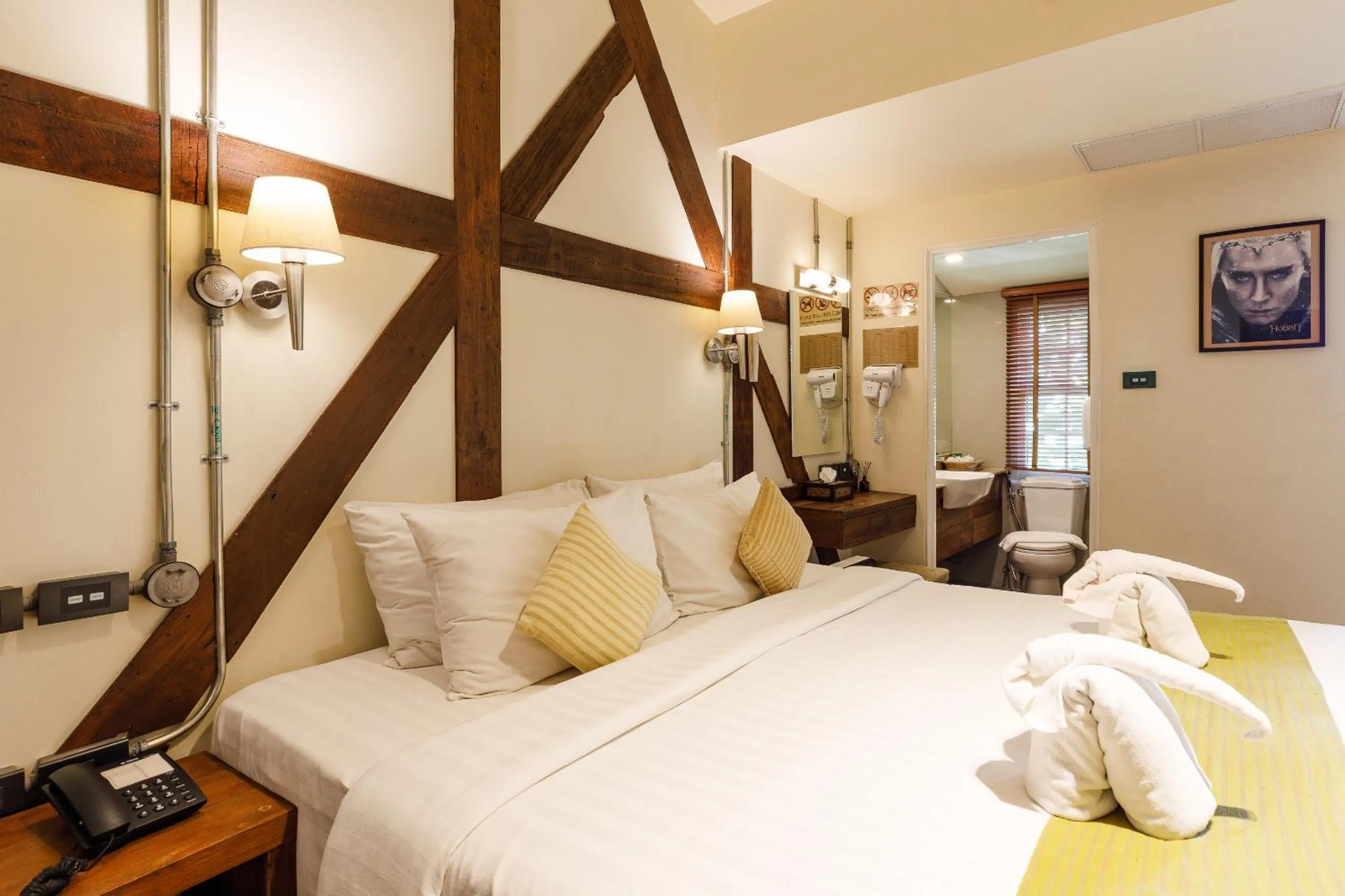 Bedroom, Bed in Le Charcoa Hotel