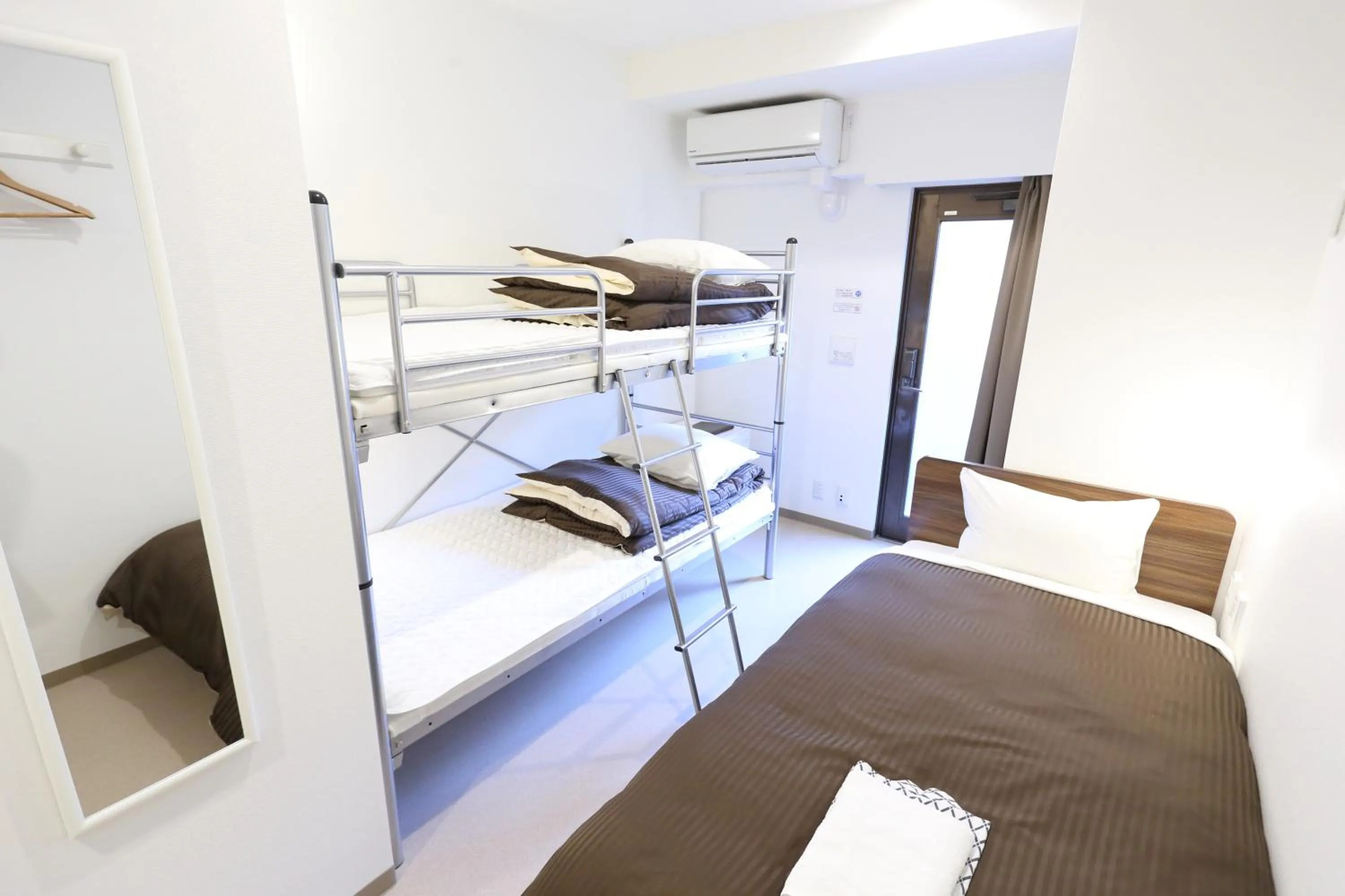 Photo of the whole room, Bed in Oak Hotel Edo