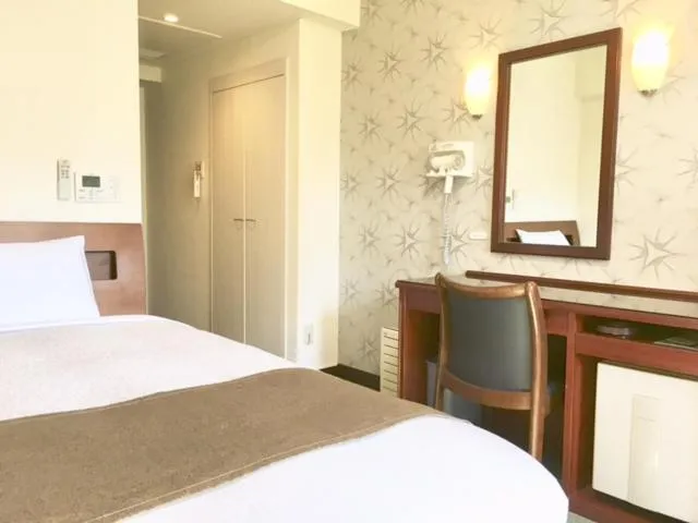 Bed in Kawasaki Hotel Park