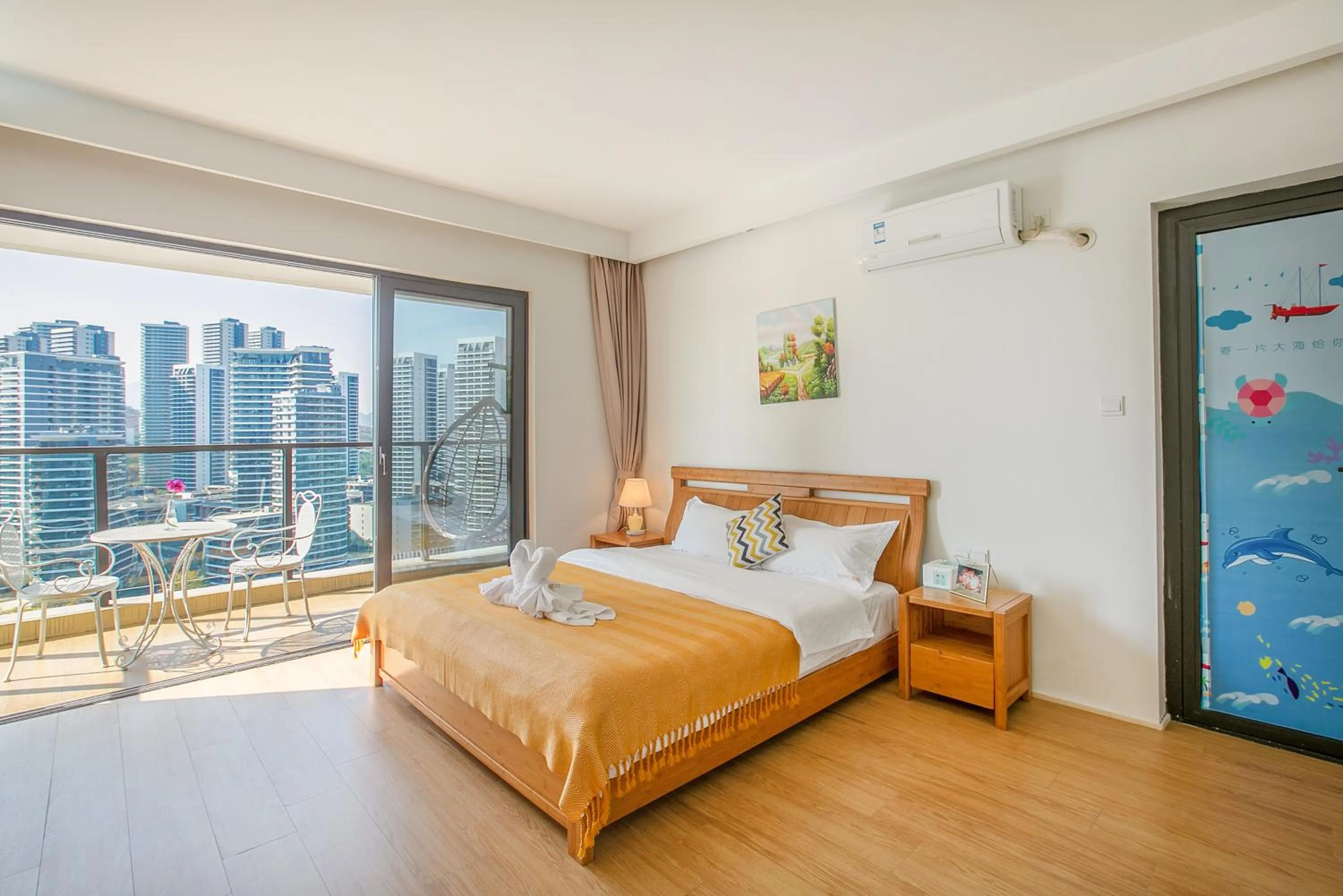 Bed in HuiZhou HuaYangNian Seaview Guesthouse