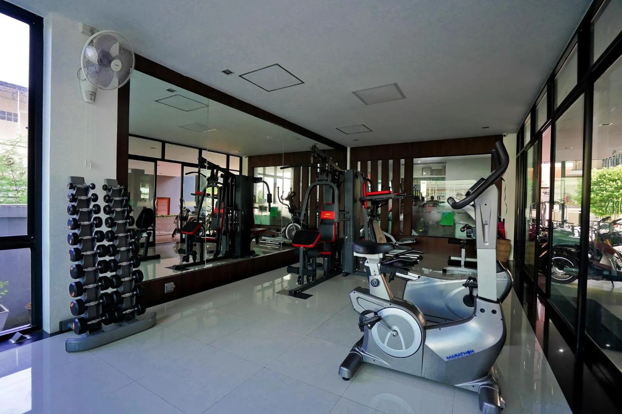 Fitness centre/facilities in Siva Royal Hotel