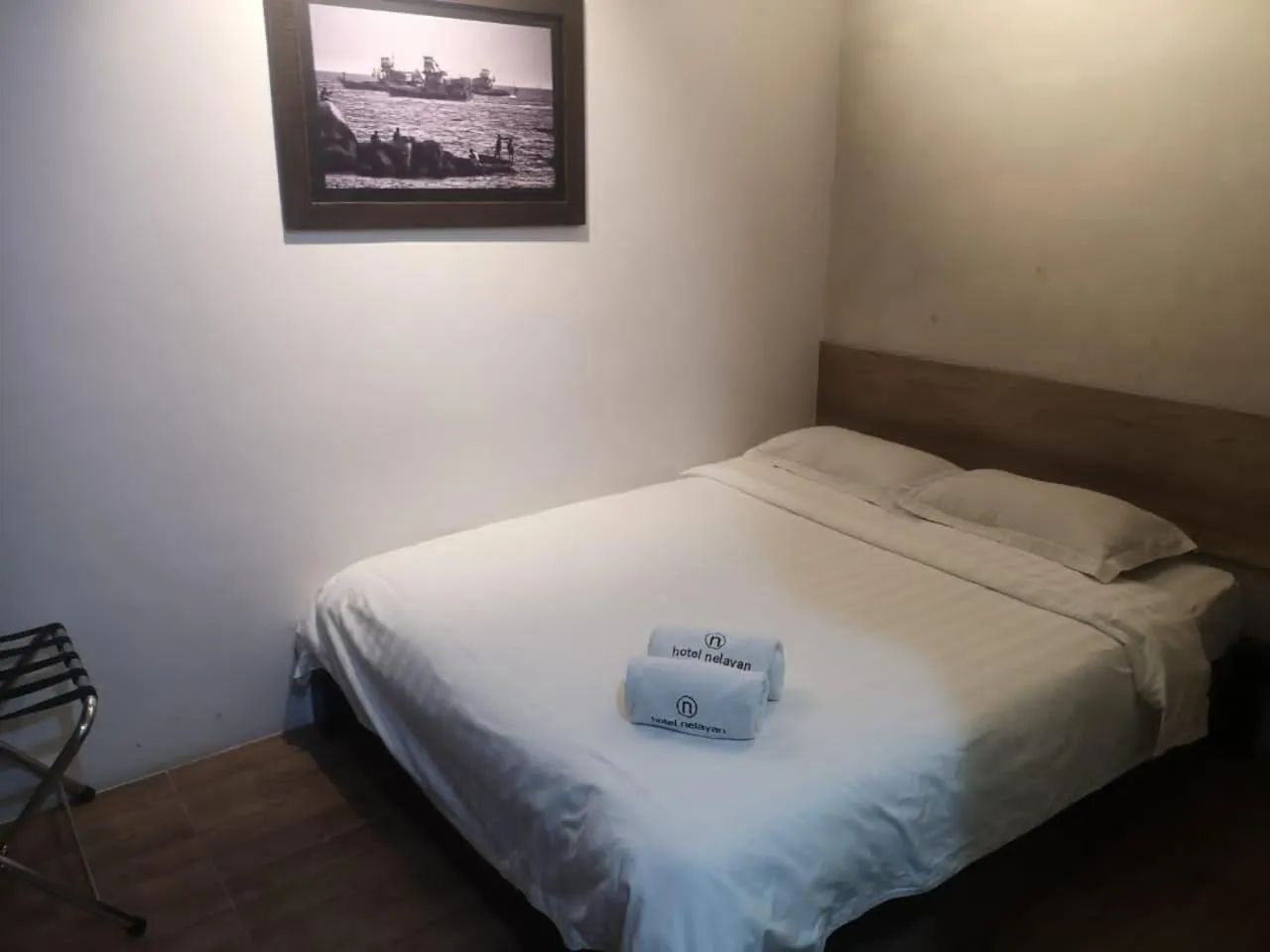 Bed in Hotel Nelayan