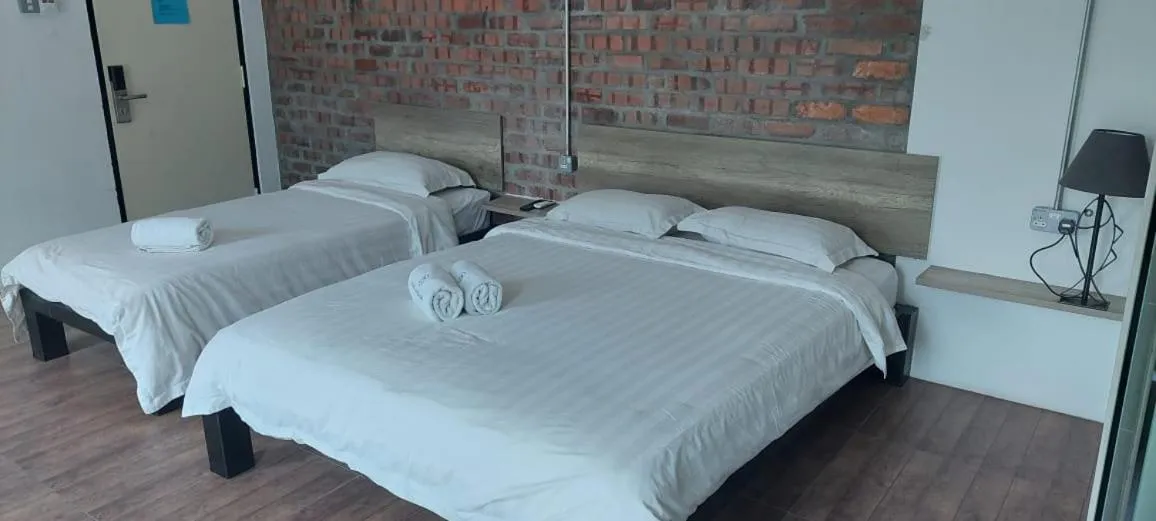 Bed in Hotel Nelayan