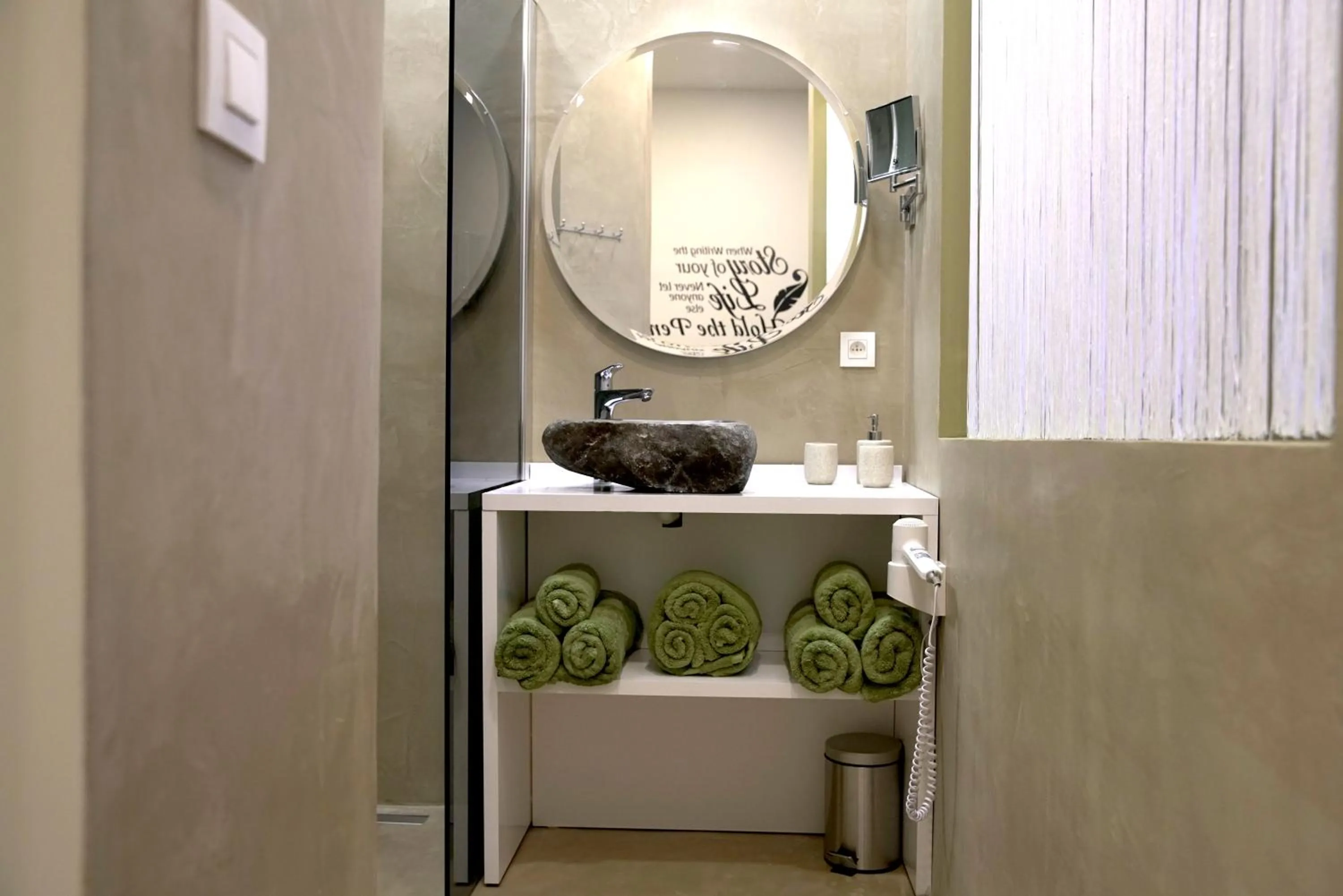 Bathroom in B&B BE IN BRUSSELS