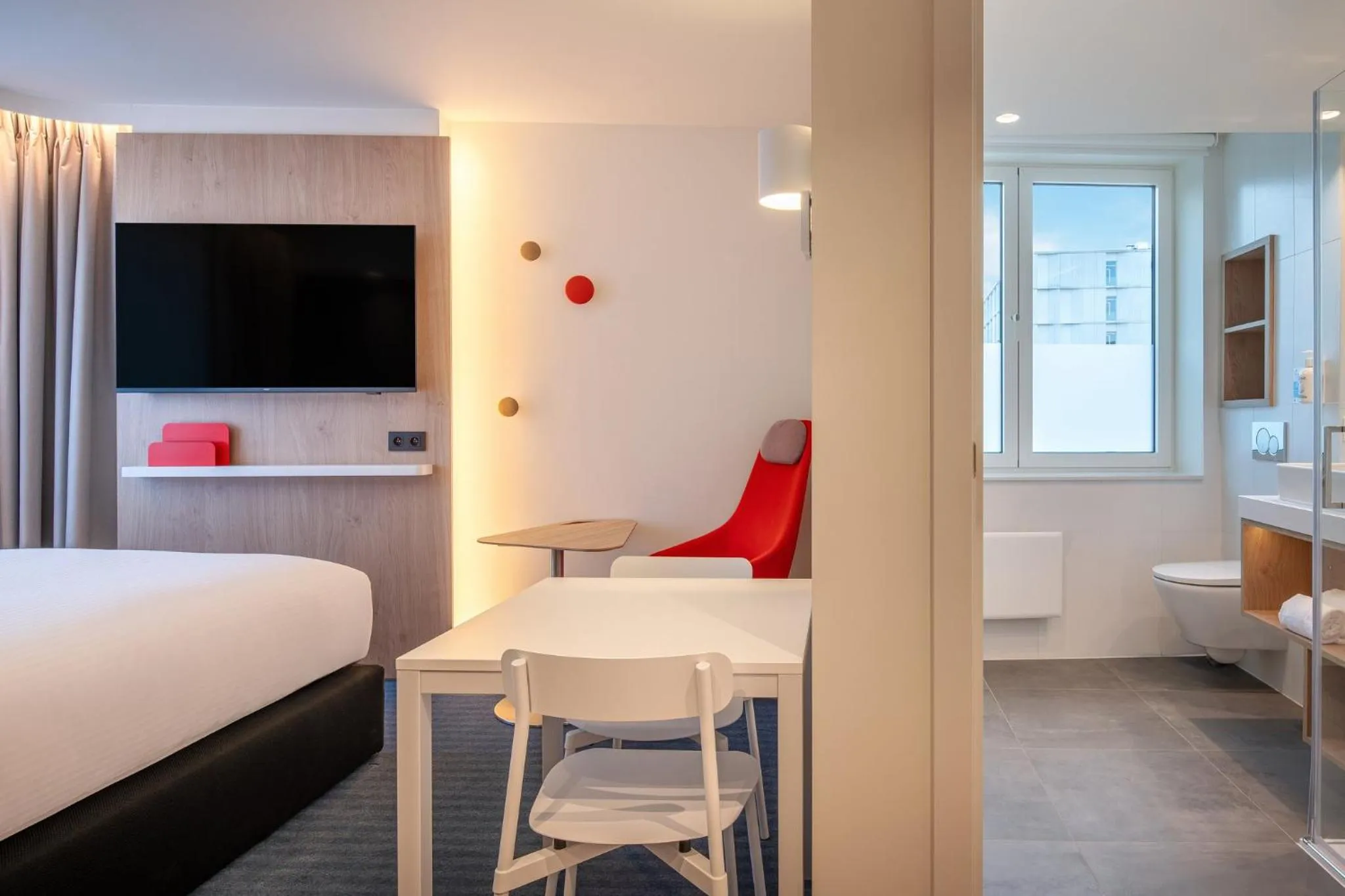 Bedroom, Bed in Holiday Inn Express & Suites Ghent by IHG