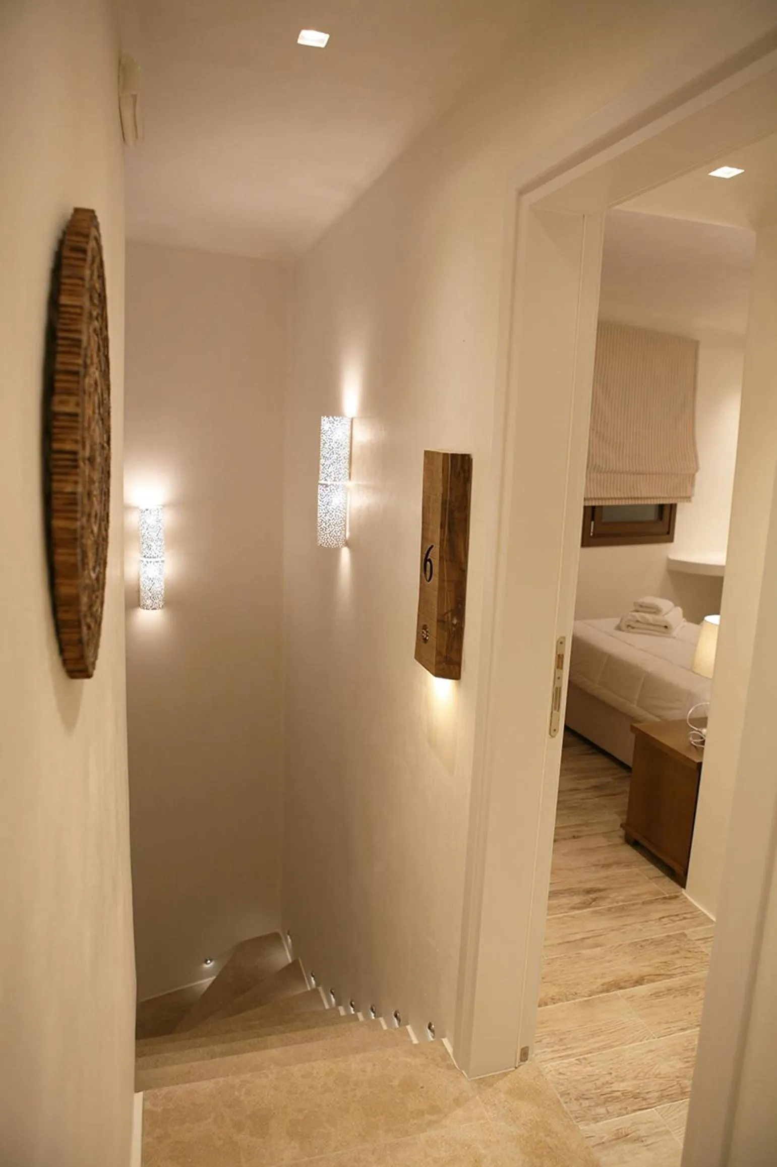 Photo of the whole room, Bed in Anagram Hotel