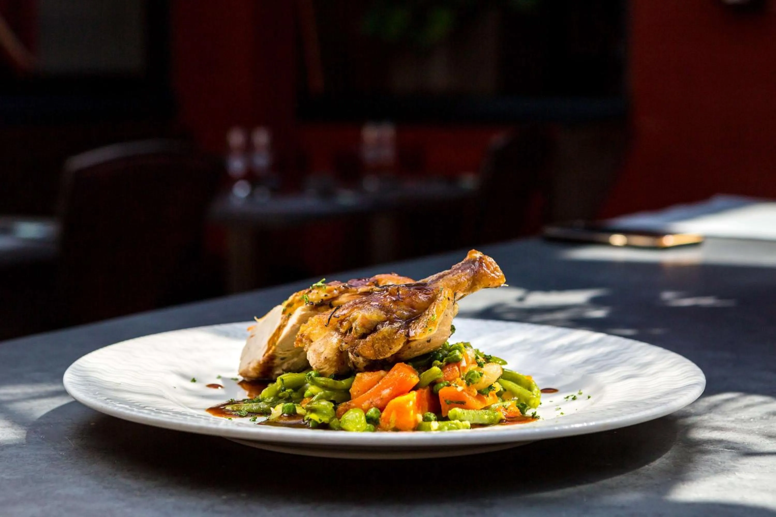 Restaurant/places to eat in Hôtel Le Donjon - Cœur de La Cité Médiévale