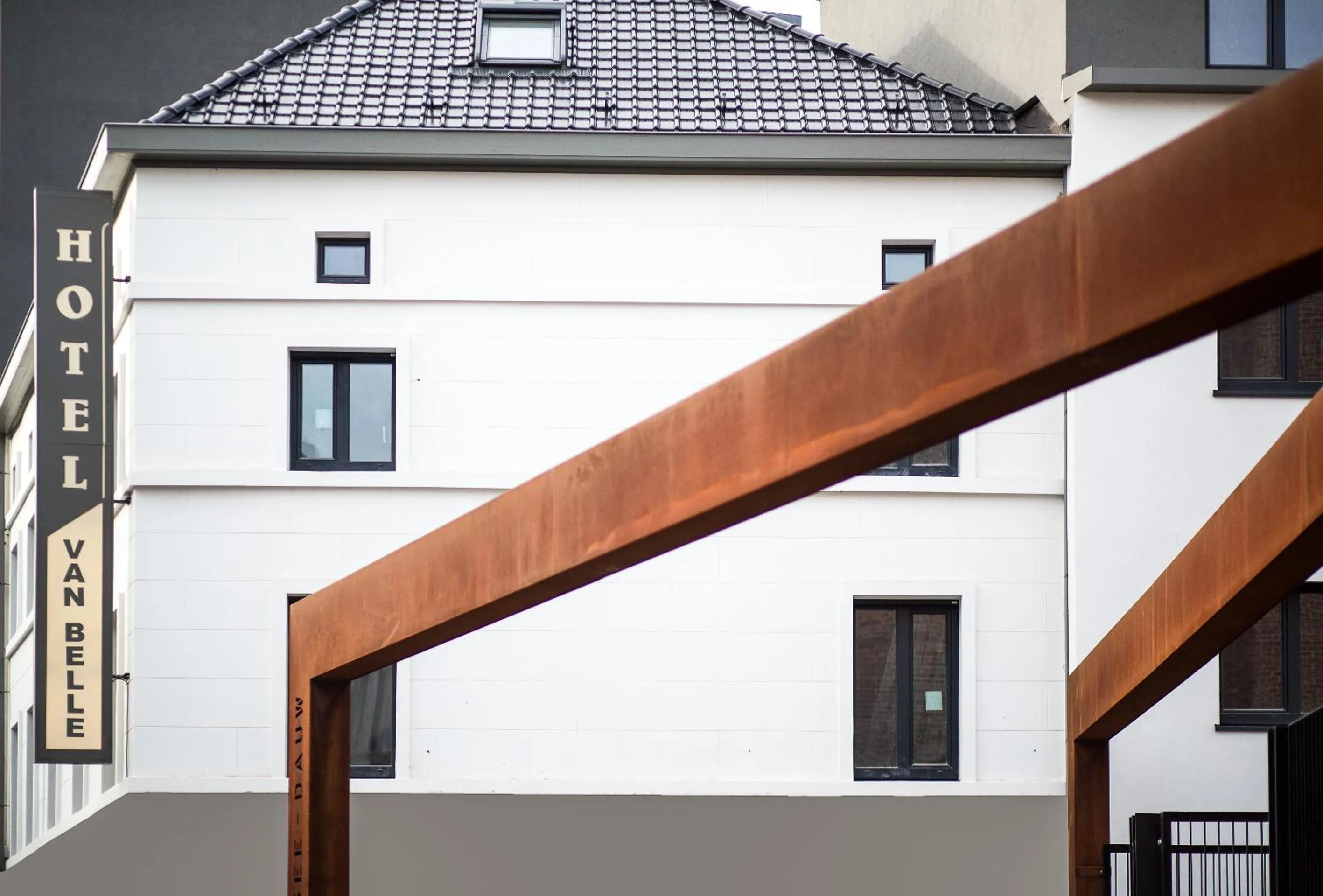 Facade/entrance in Hotel Van Belle