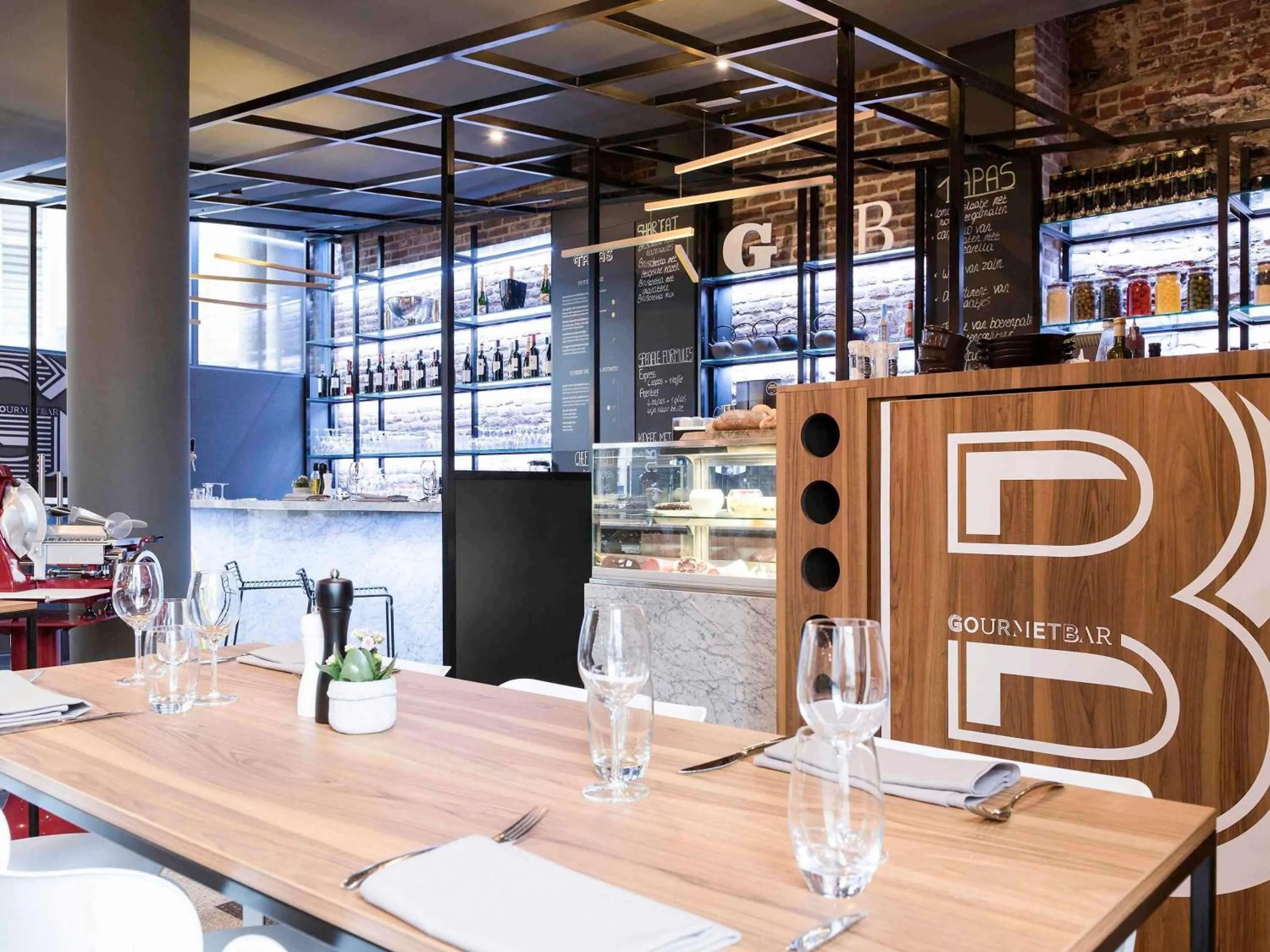 Restaurant/places to eat in Novotel Gent Centrum