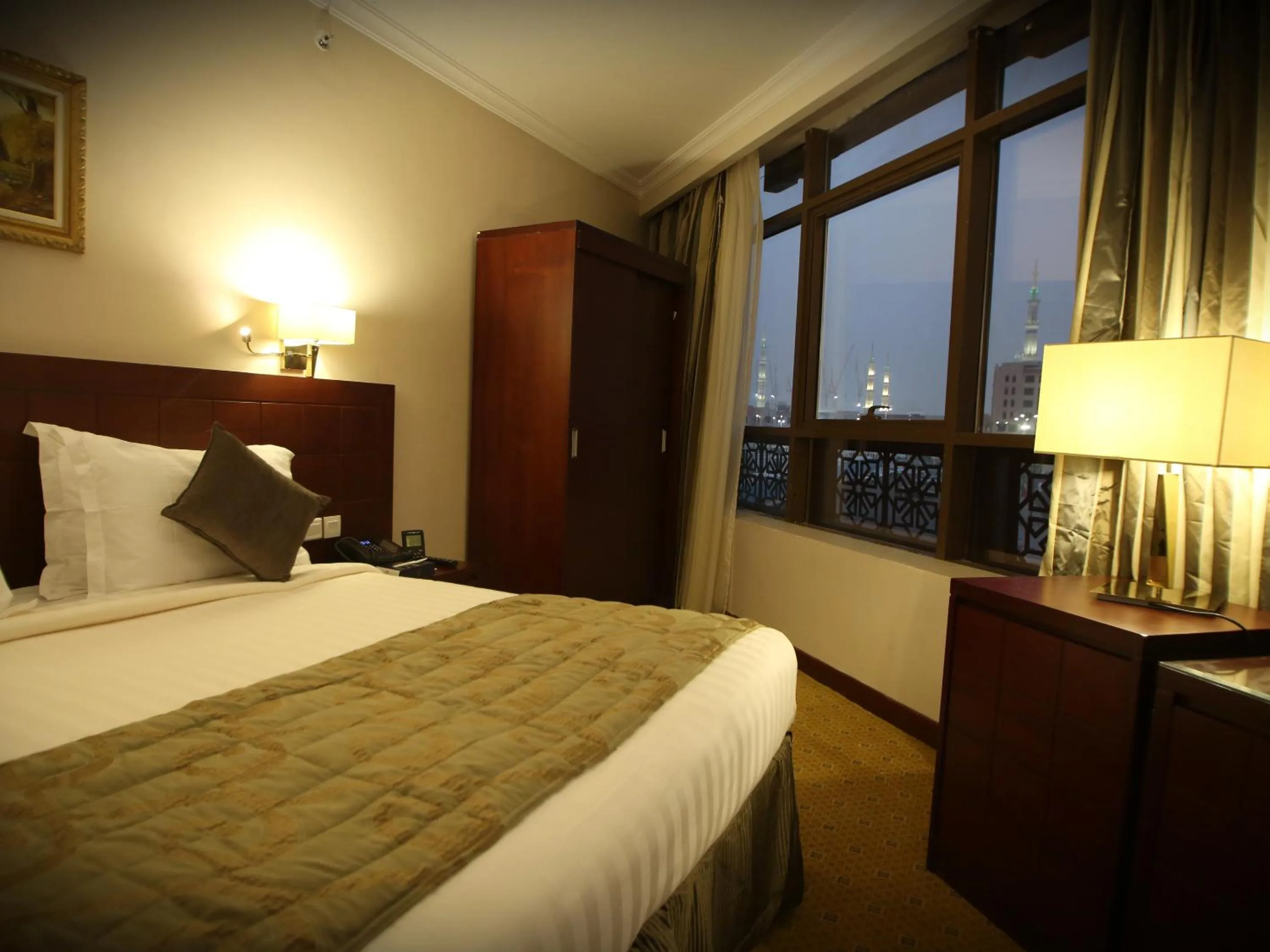 View (from property/room), Bed in Al Aqeeq Al Rawda Hotel by Abu Al Joud