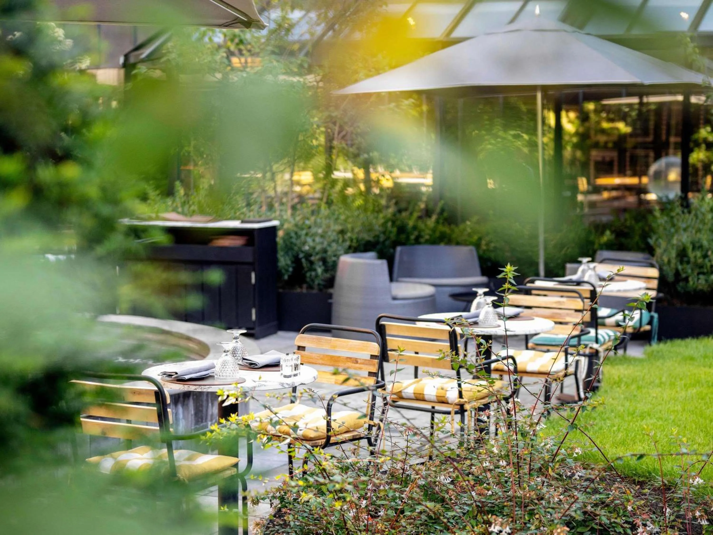 Property building in Le Louise Hotel Brussels - MGallery Collection