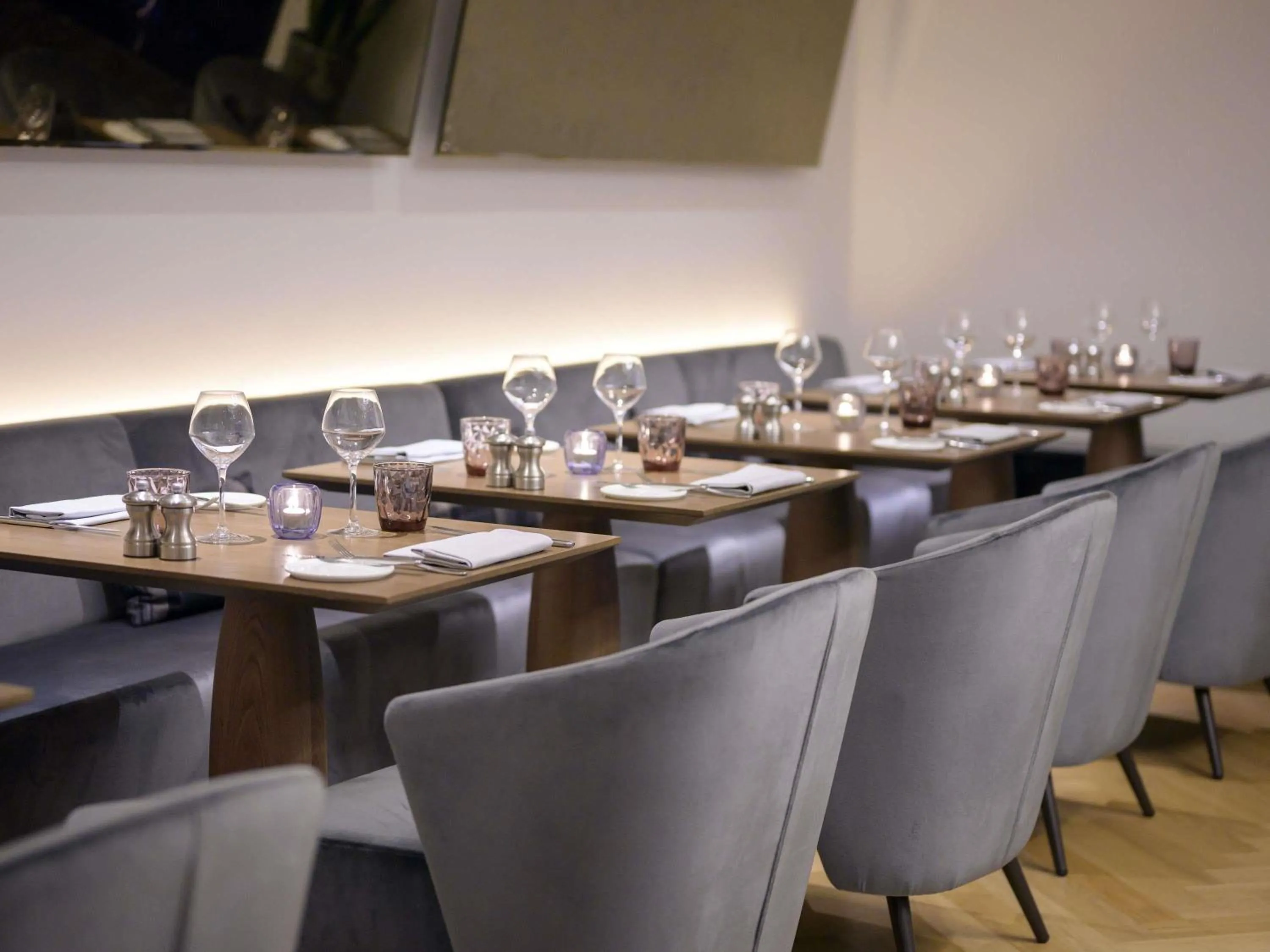 Meeting/conference room in Le Louise Hotel Brussels - MGallery Collection