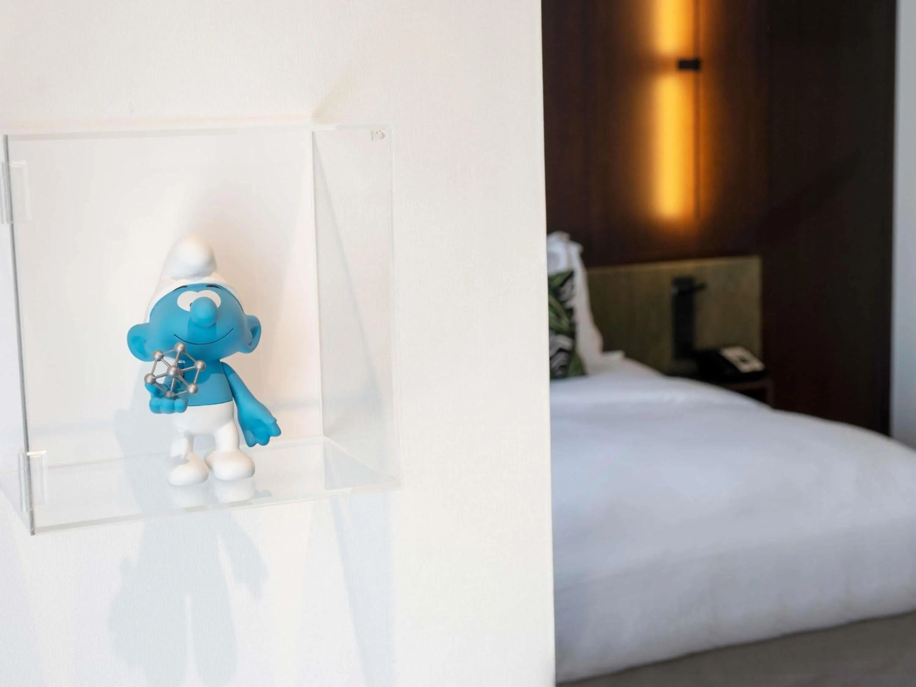 Bedroom, Bed in Le Louise Hotel Brussels - MGallery Collection