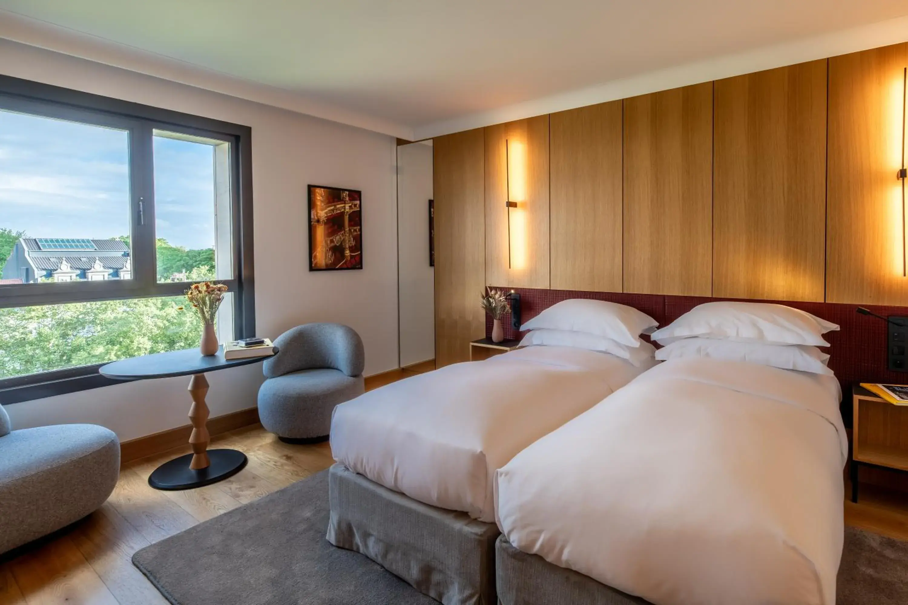 Superior Twin Room with City View in Le Louise Hotel Brussels - MGallery Collection Superior Twin Room with City View in Le Louise Hotel Brussels - MGallery Collection