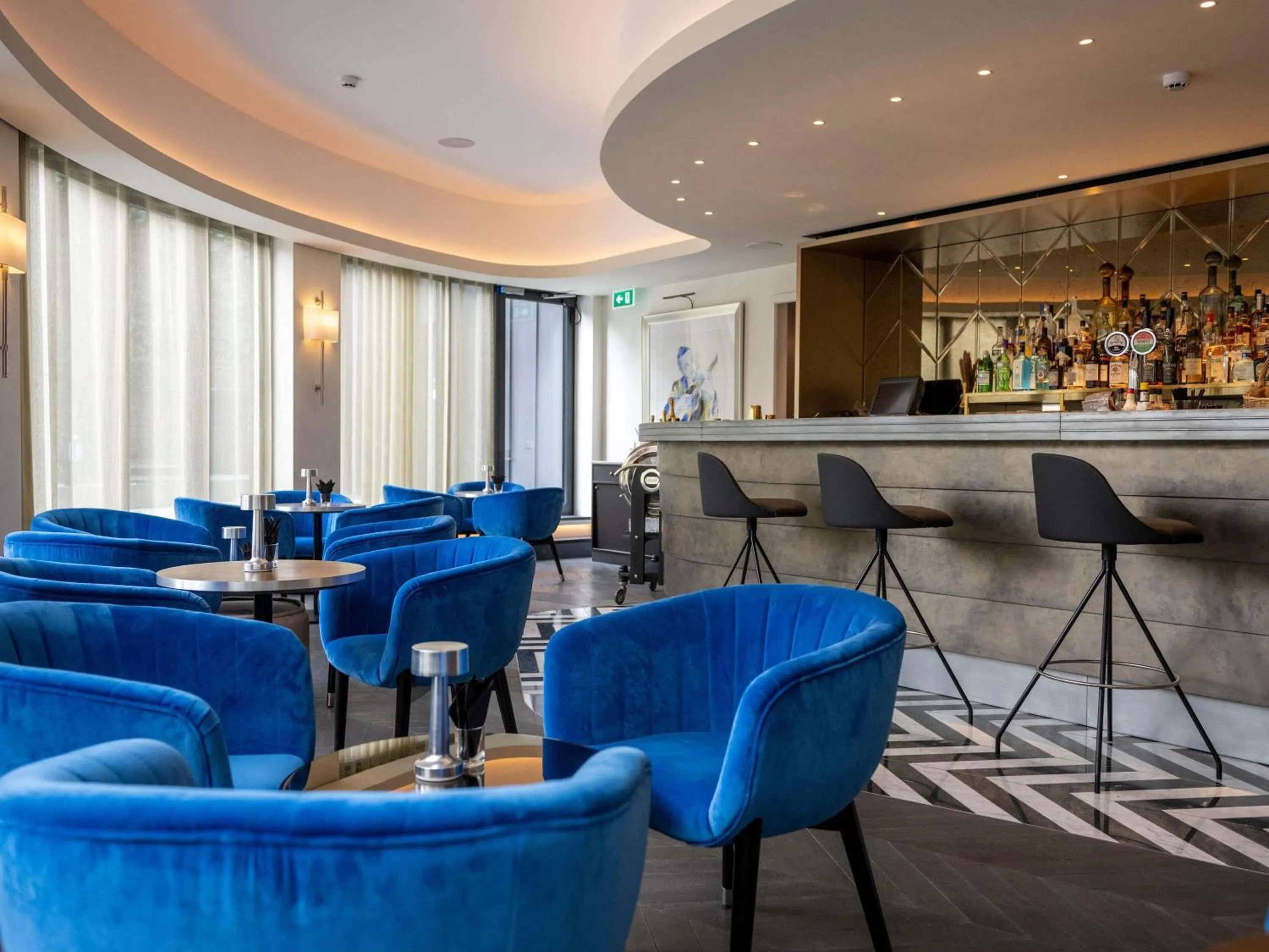 Lounge or bar in Le Louise Hotel Brussels - MGallery Collection