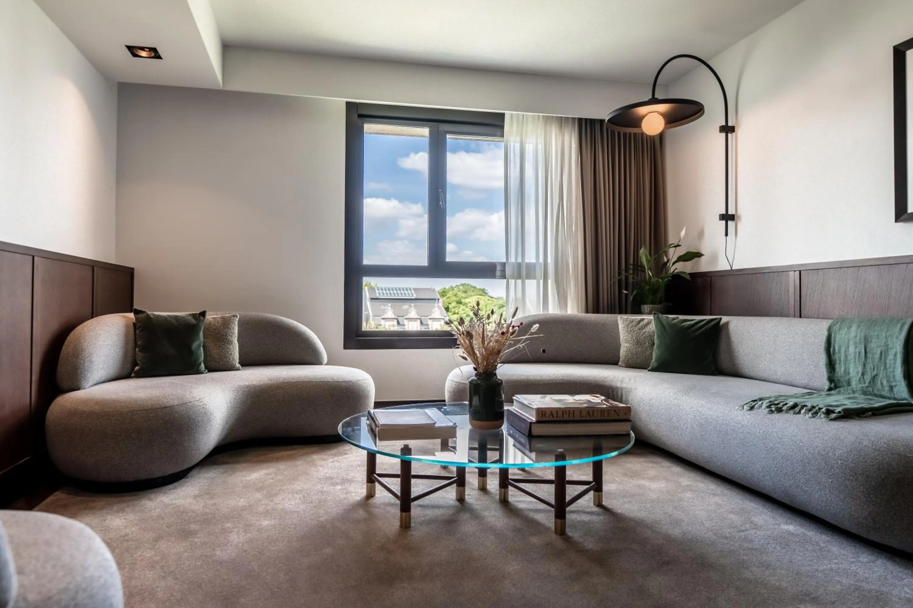 Photo of the whole room in Le Louise Hotel Brussels - MGallery Collection