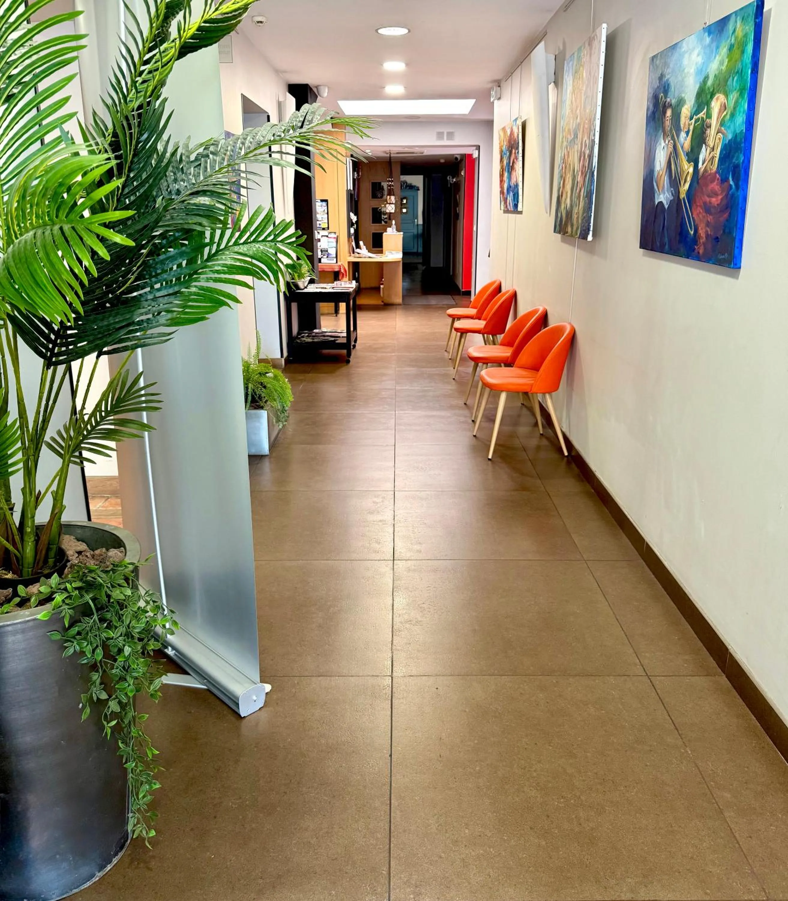 Facade/entrance in Hôtel Restaurant de France