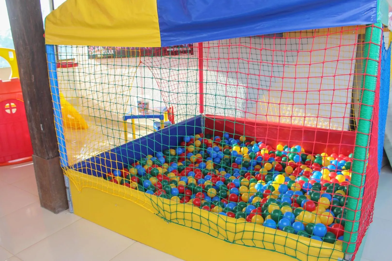 Children play ground in Hotel Maré Mansa
