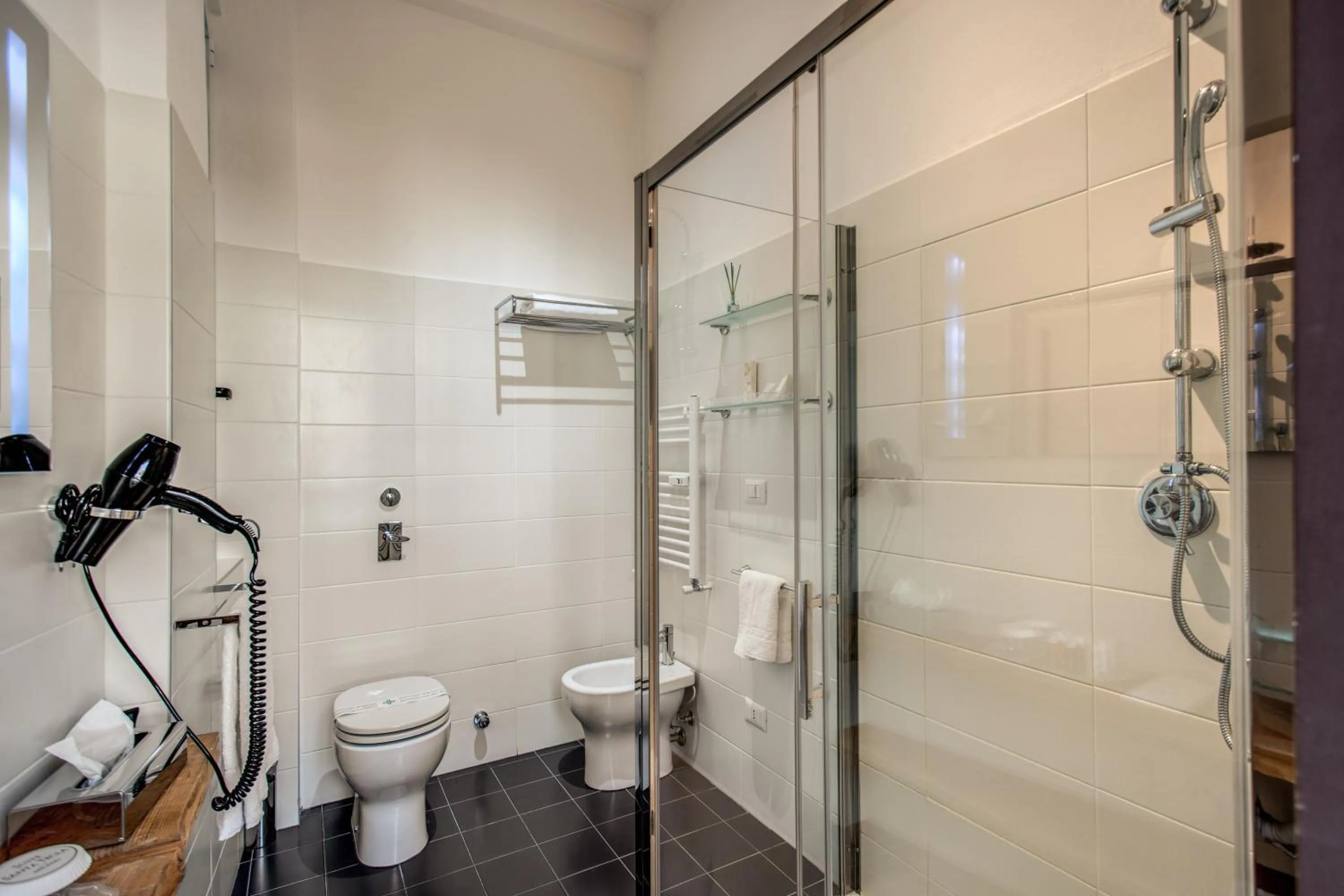 Bathroom in Suite Santa Tecla