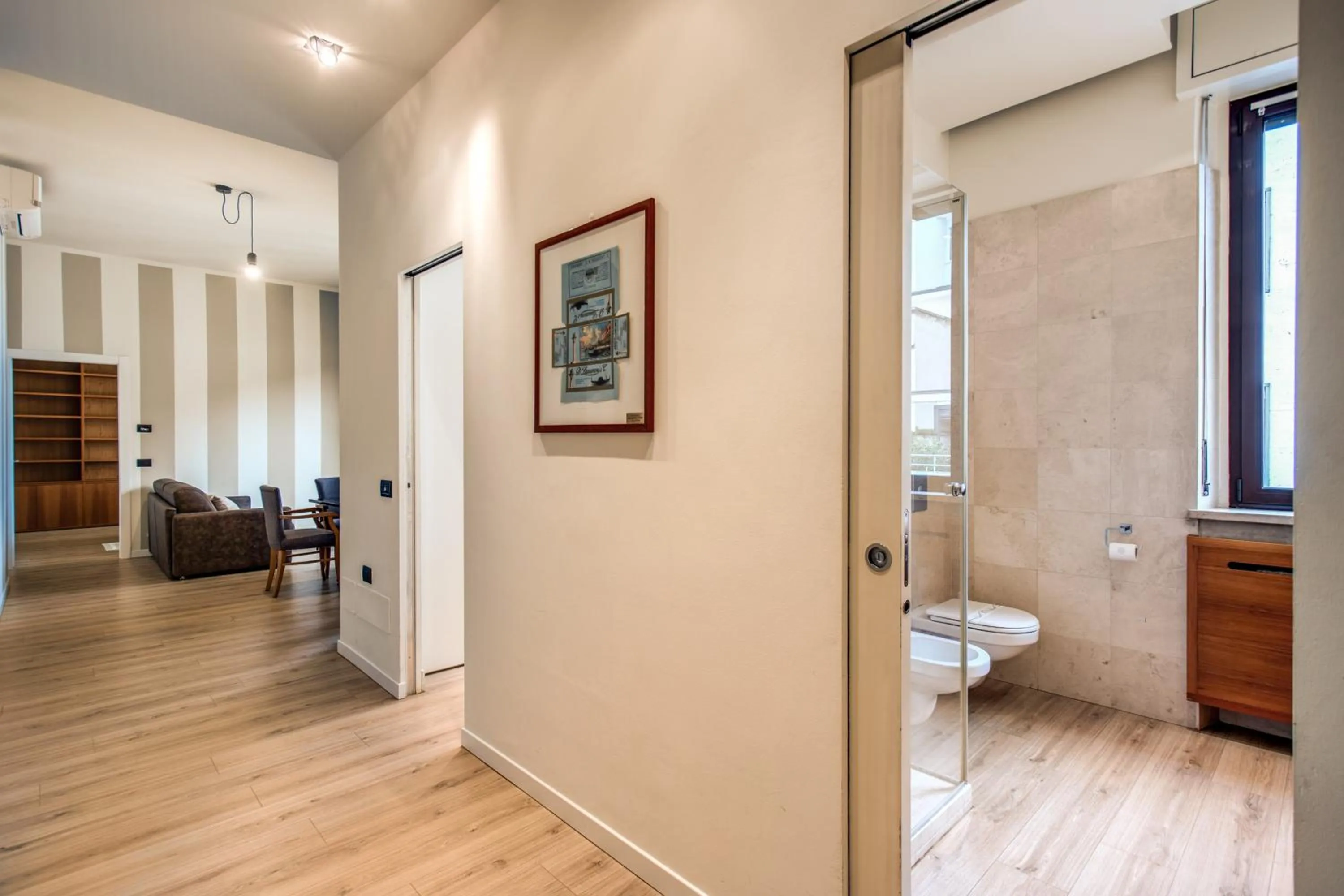 Photo of the whole room in Suite Santa Tecla