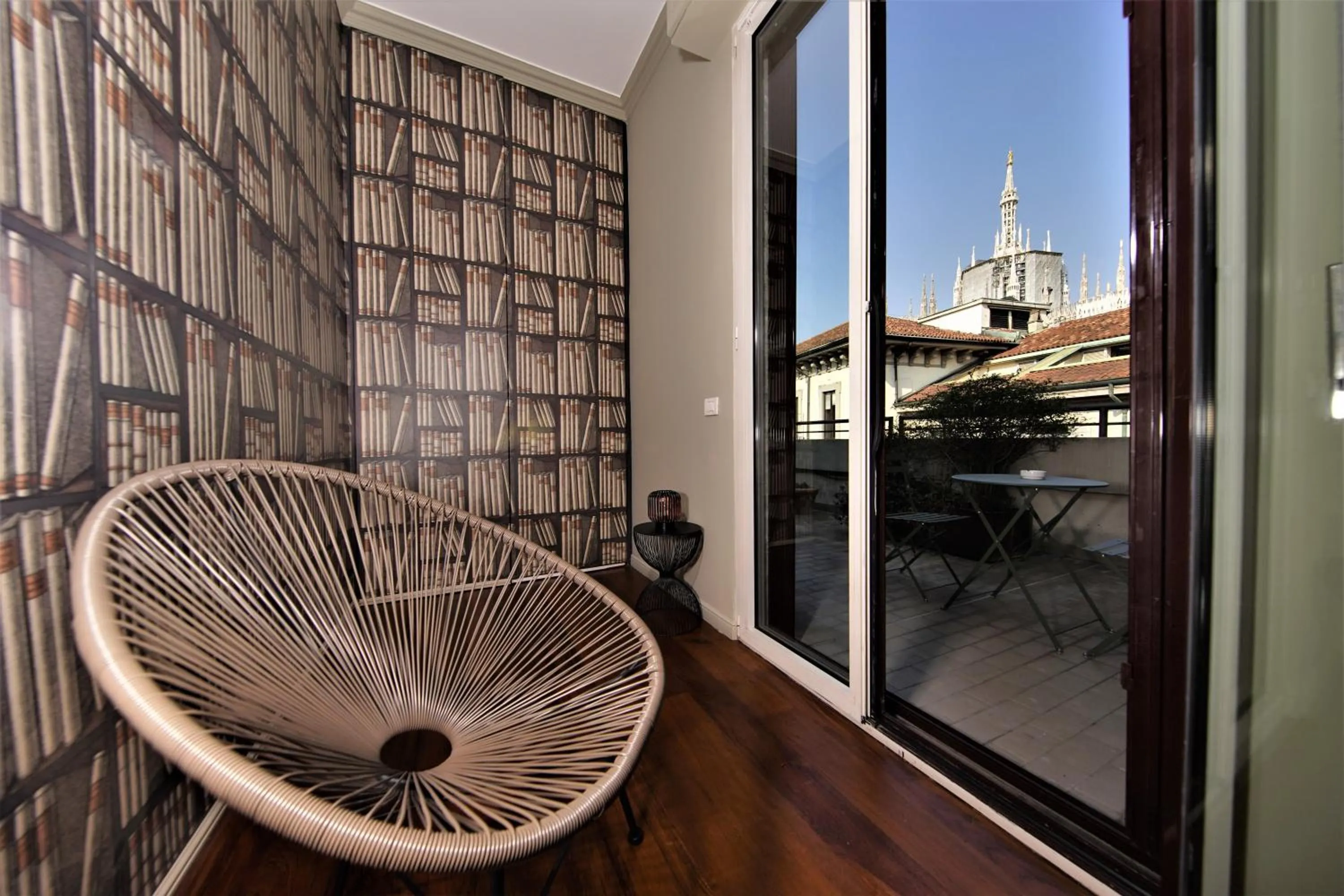 Apartment with Terrace in Suite Santa Tecla