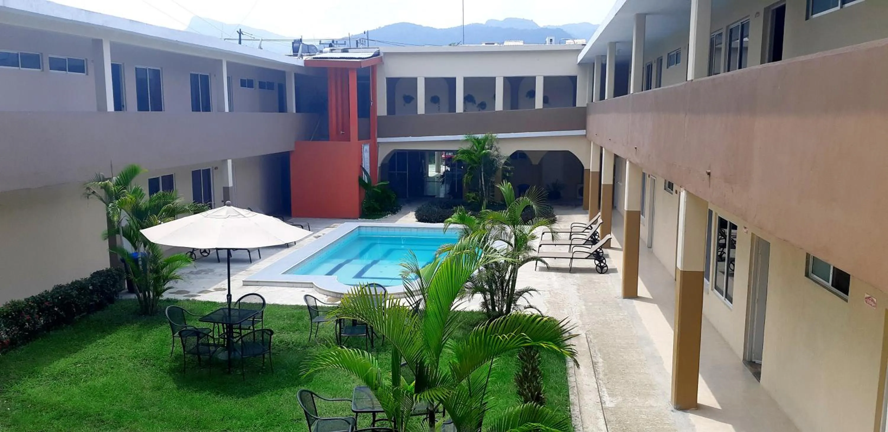 Property building in Hotel Vista Verde