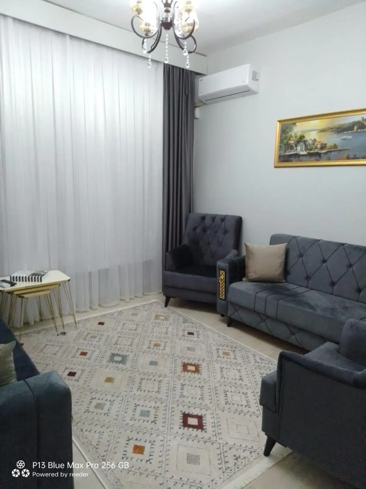 Communal lounge/ TV room in Golden Life Apart Hotel