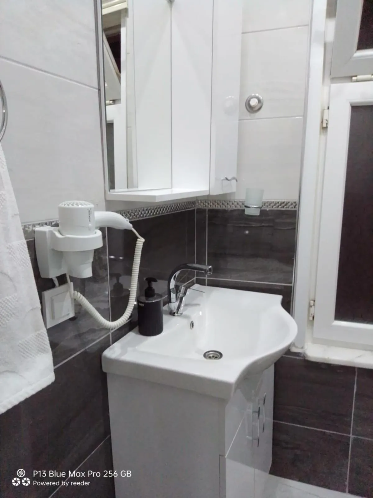 Bathroom in Golden Life Apart Hotel