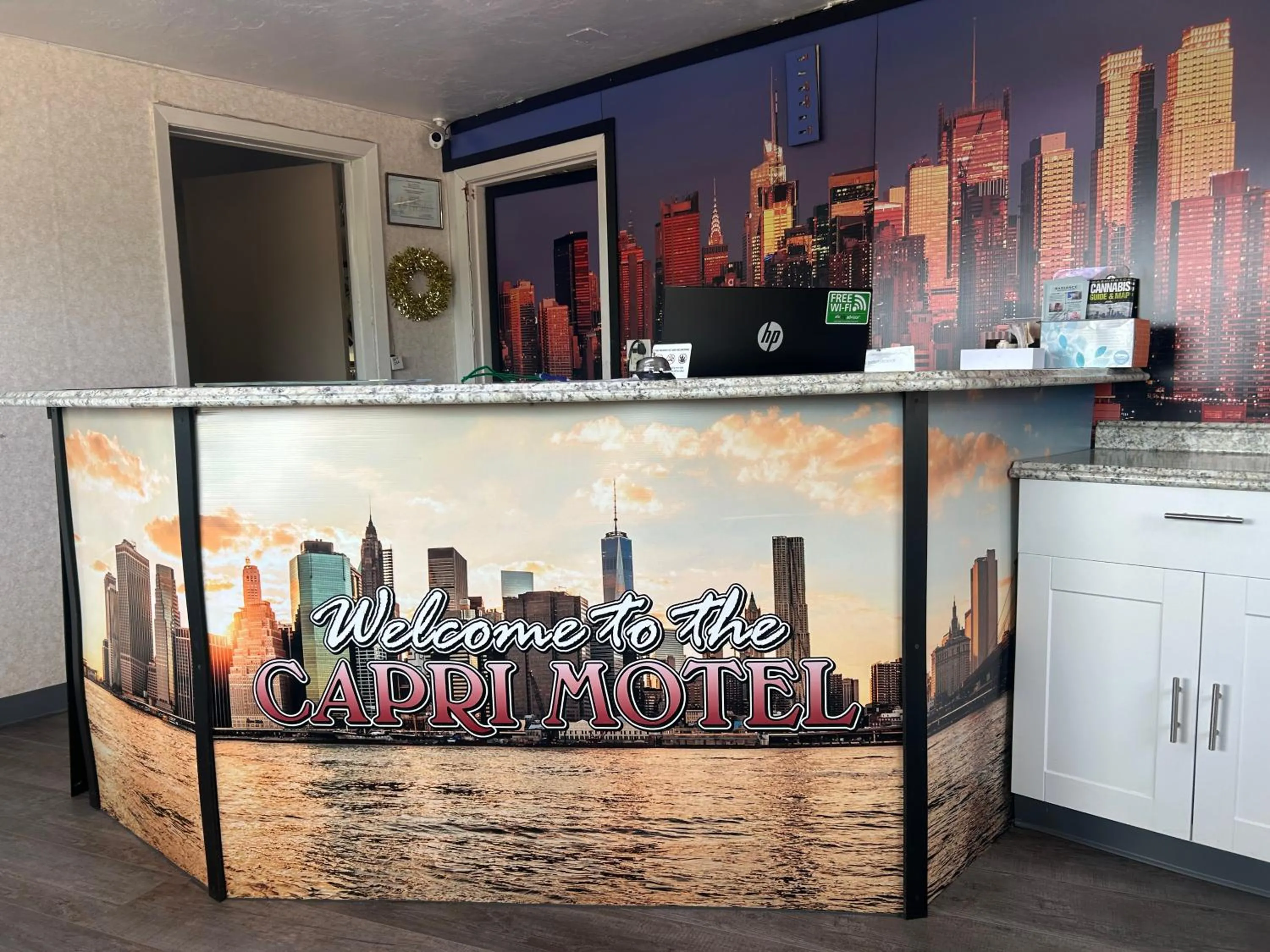 Lobby or reception in Capri Motel By Belvilla Walla Walla US 12