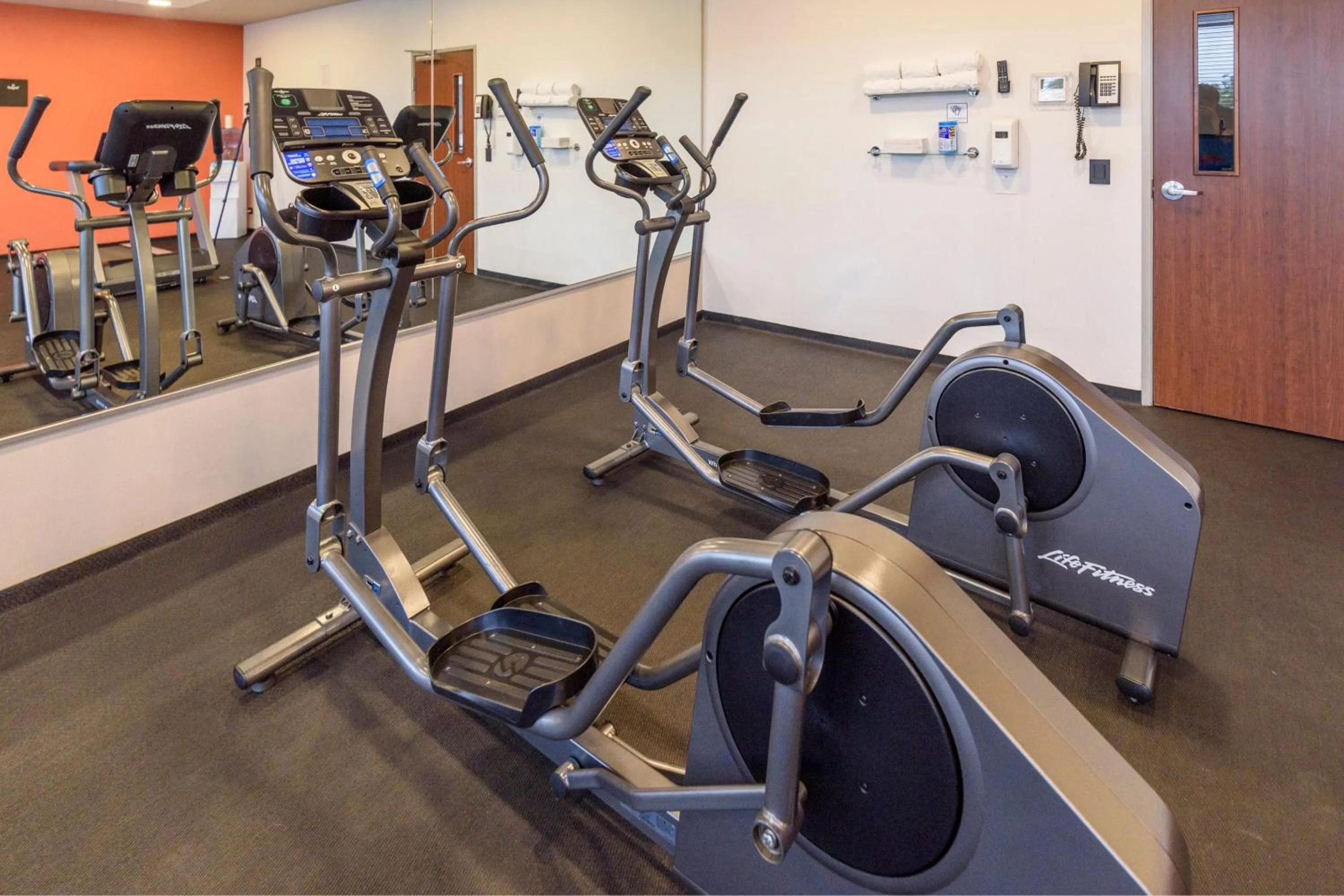 Fitness centre/facilities in City Express Plus by Marriott Bogota Aeropuerto
