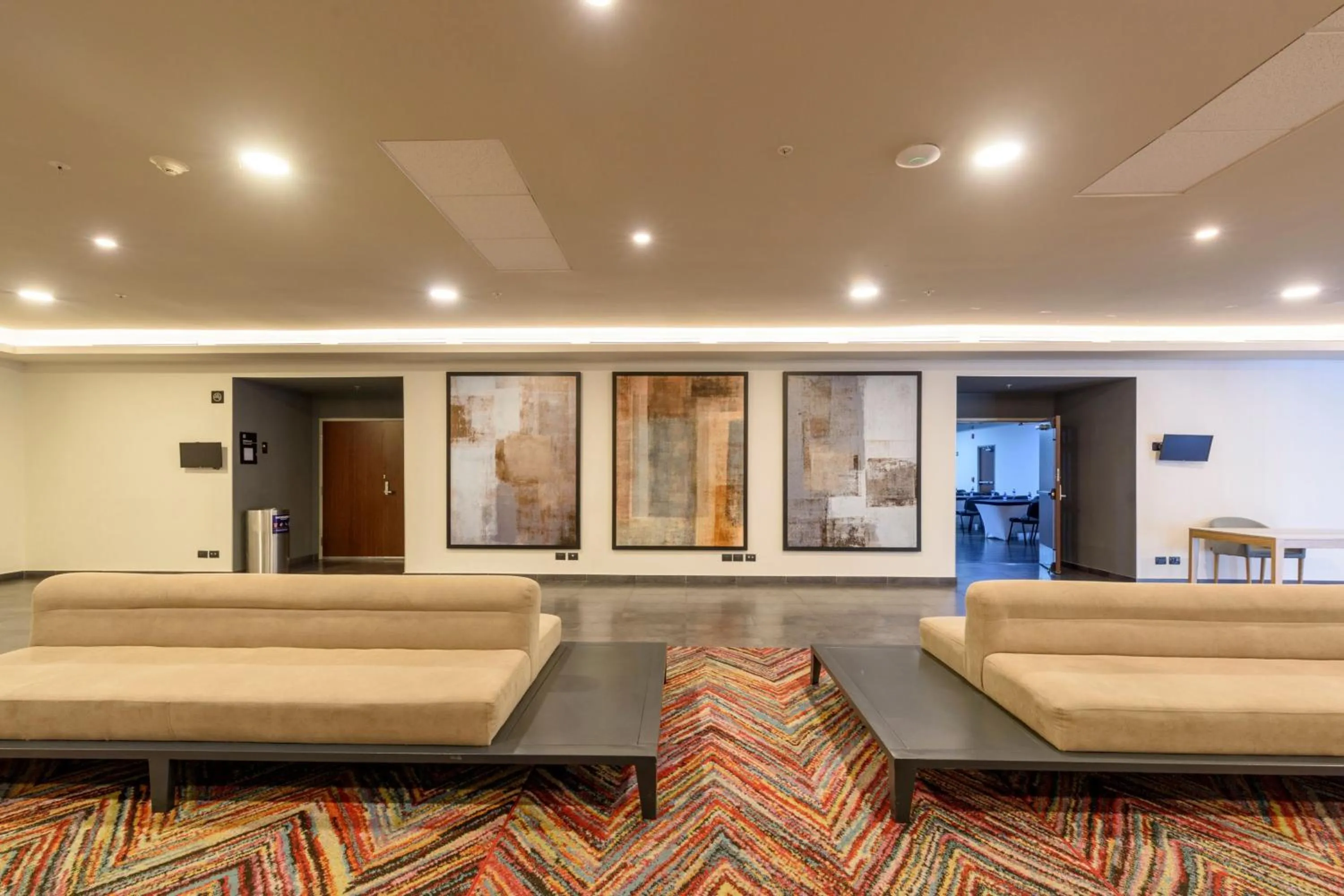 Living room in City Express Junior by Marriott Bogota Aeropuerto