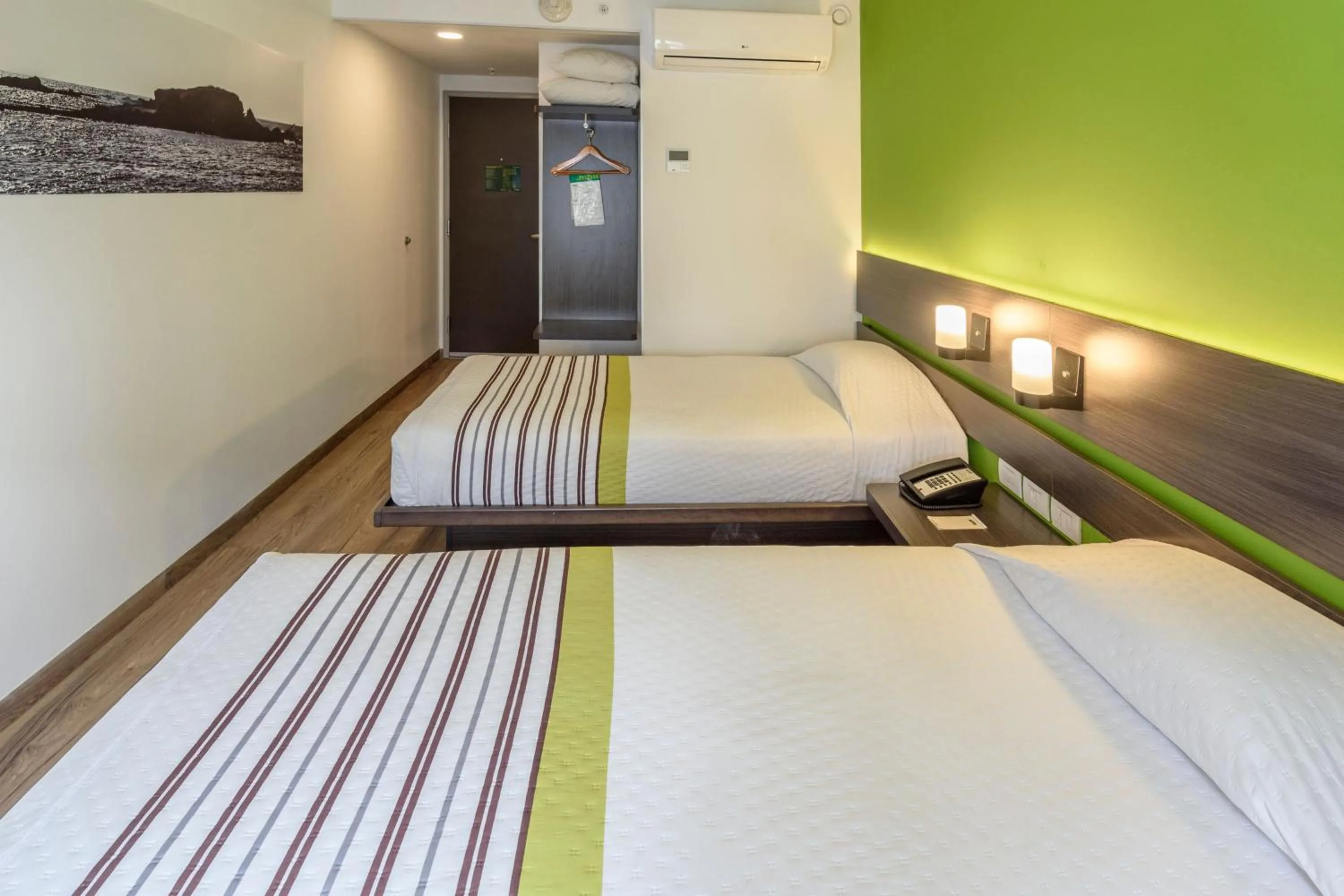 Bedroom, Bed in City Express Junior by Marriott Bogota Aeropuerto