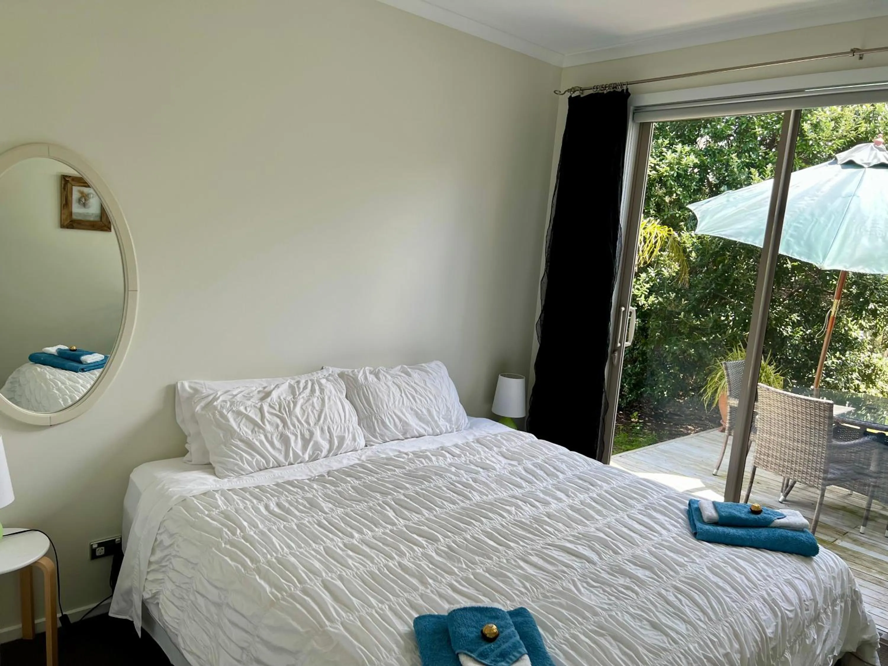 Bed in Jennie's In Whitianga
