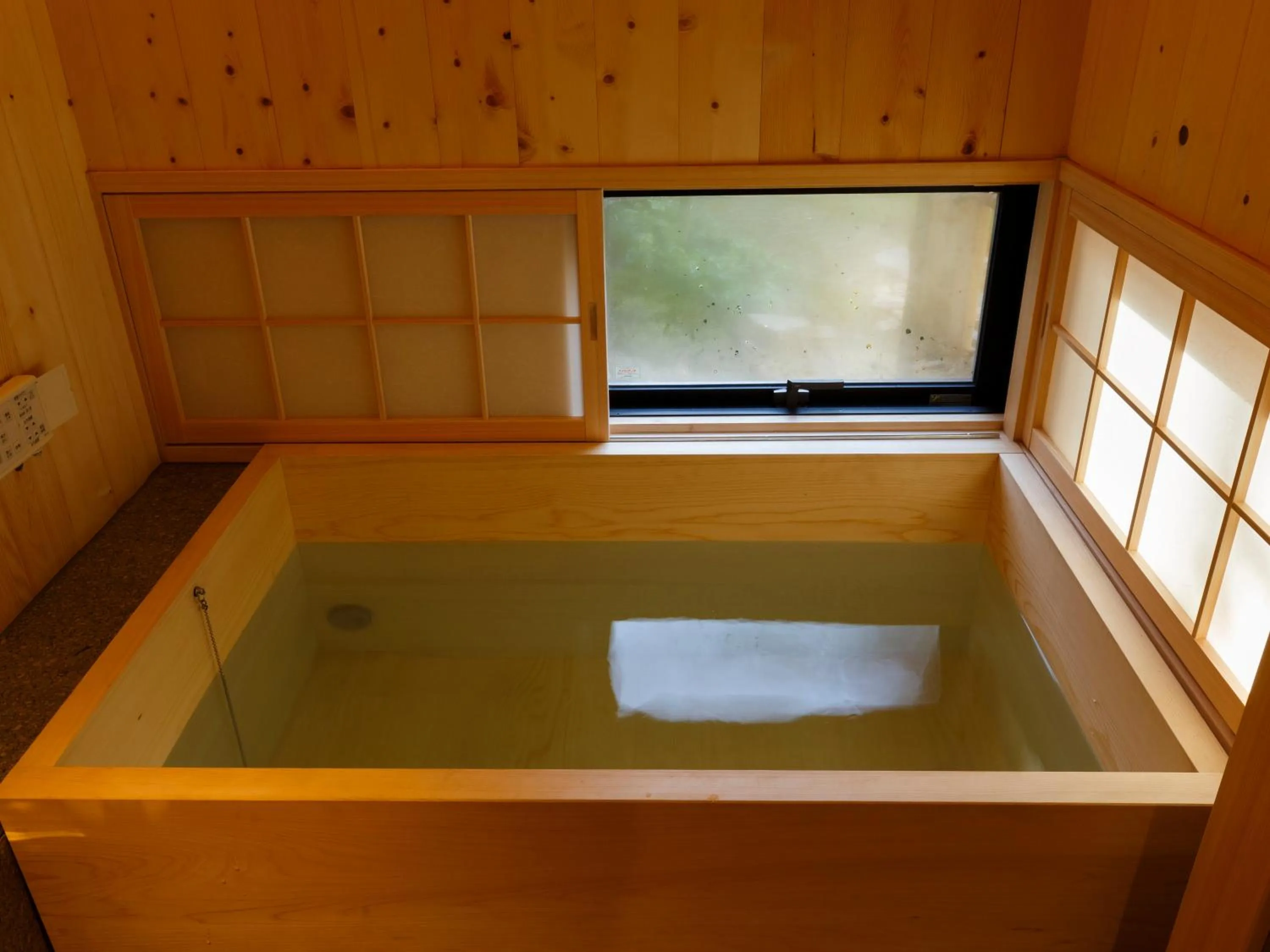 Hot Tub in Tawara-an