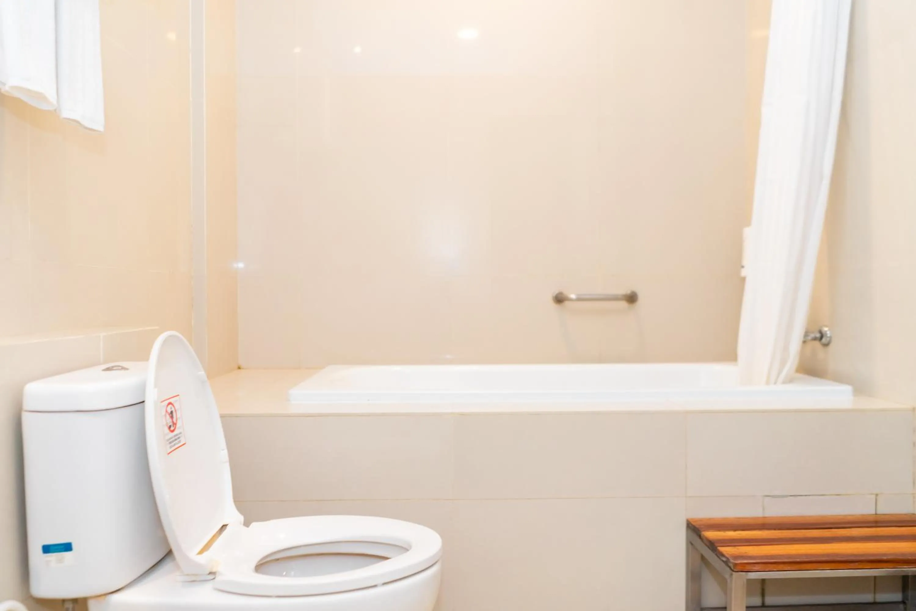 Sparks Odeon Sukabumi, ARTOTEL Curated