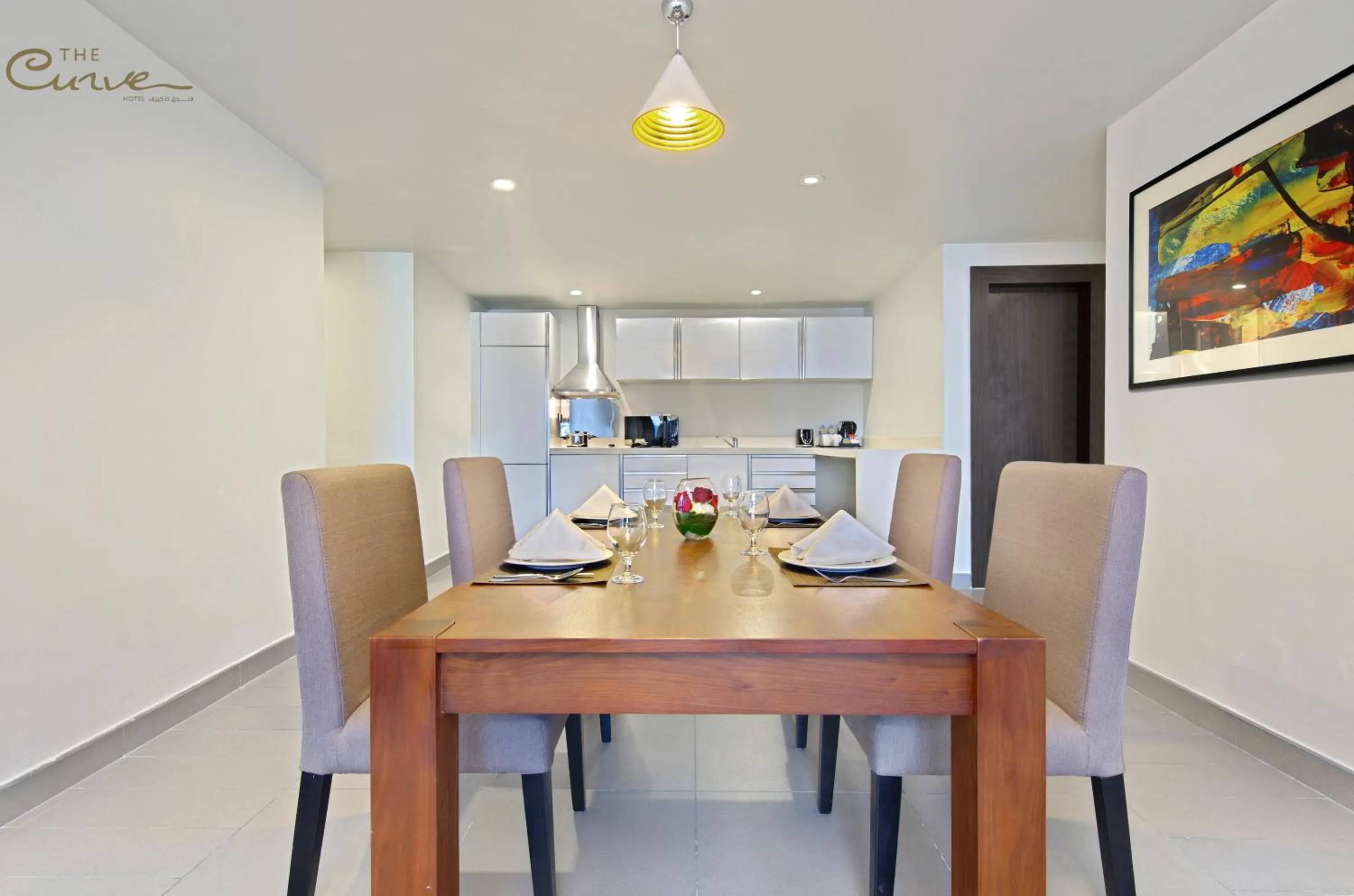 Kitchen or kitchenette in The Curve Hotel