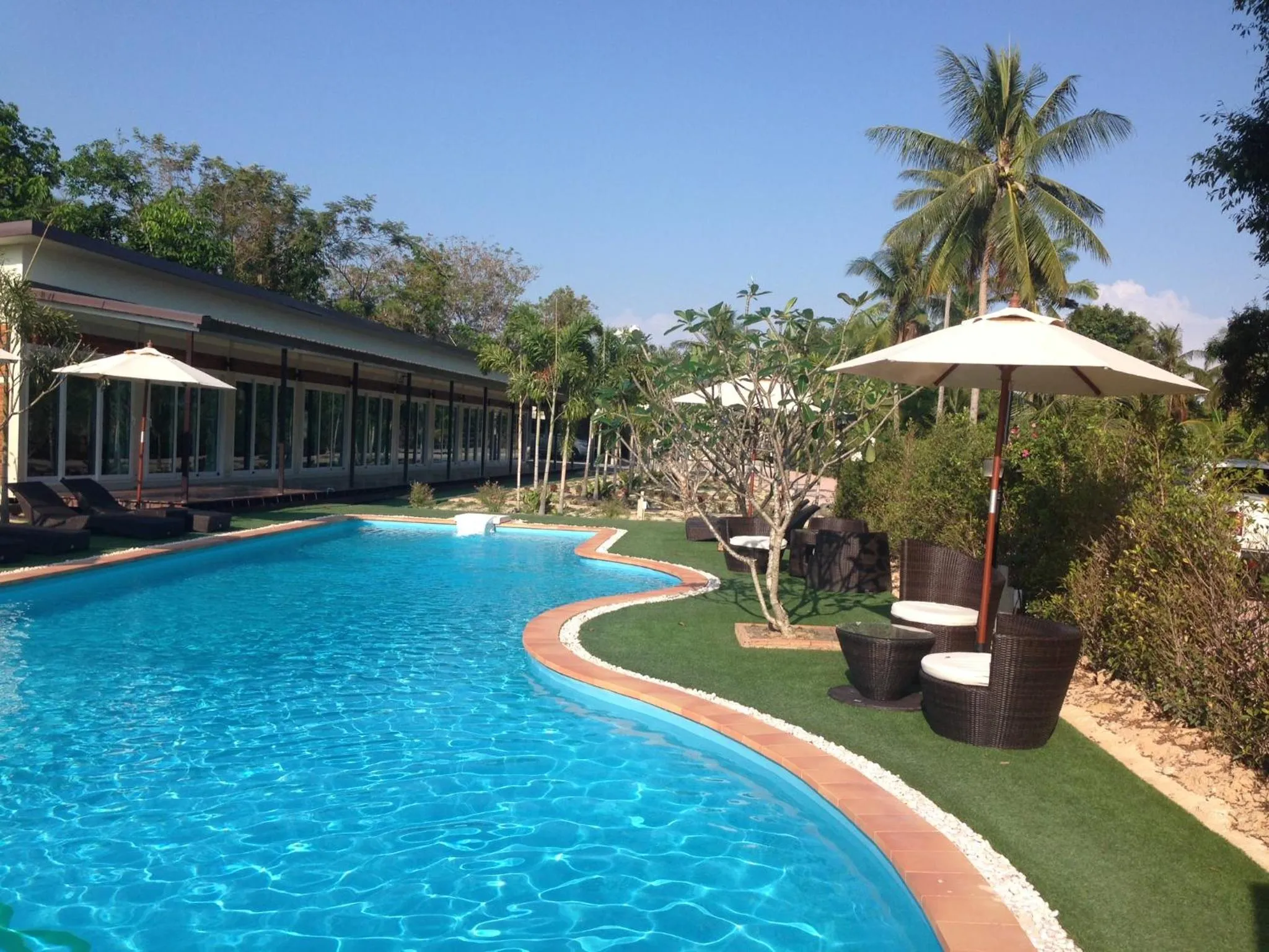 Facade/entrance in Check In and Chill Out