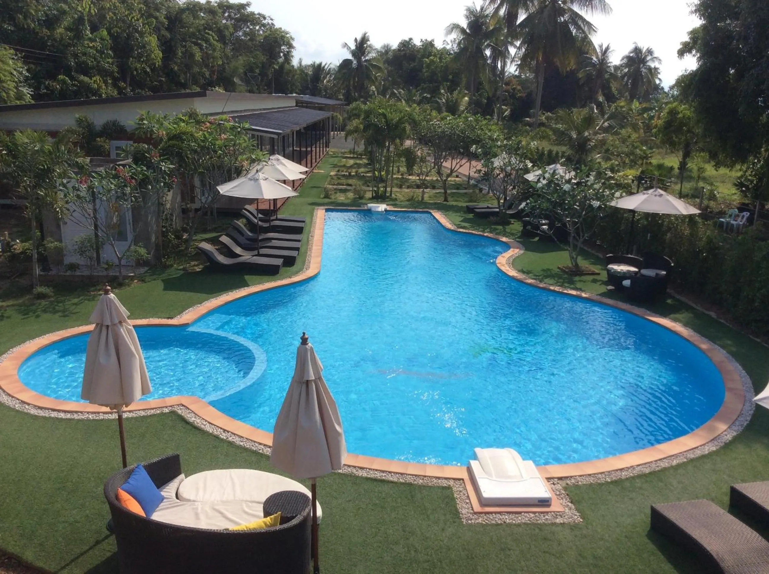 Bird's eye view in Check In and Chill Out