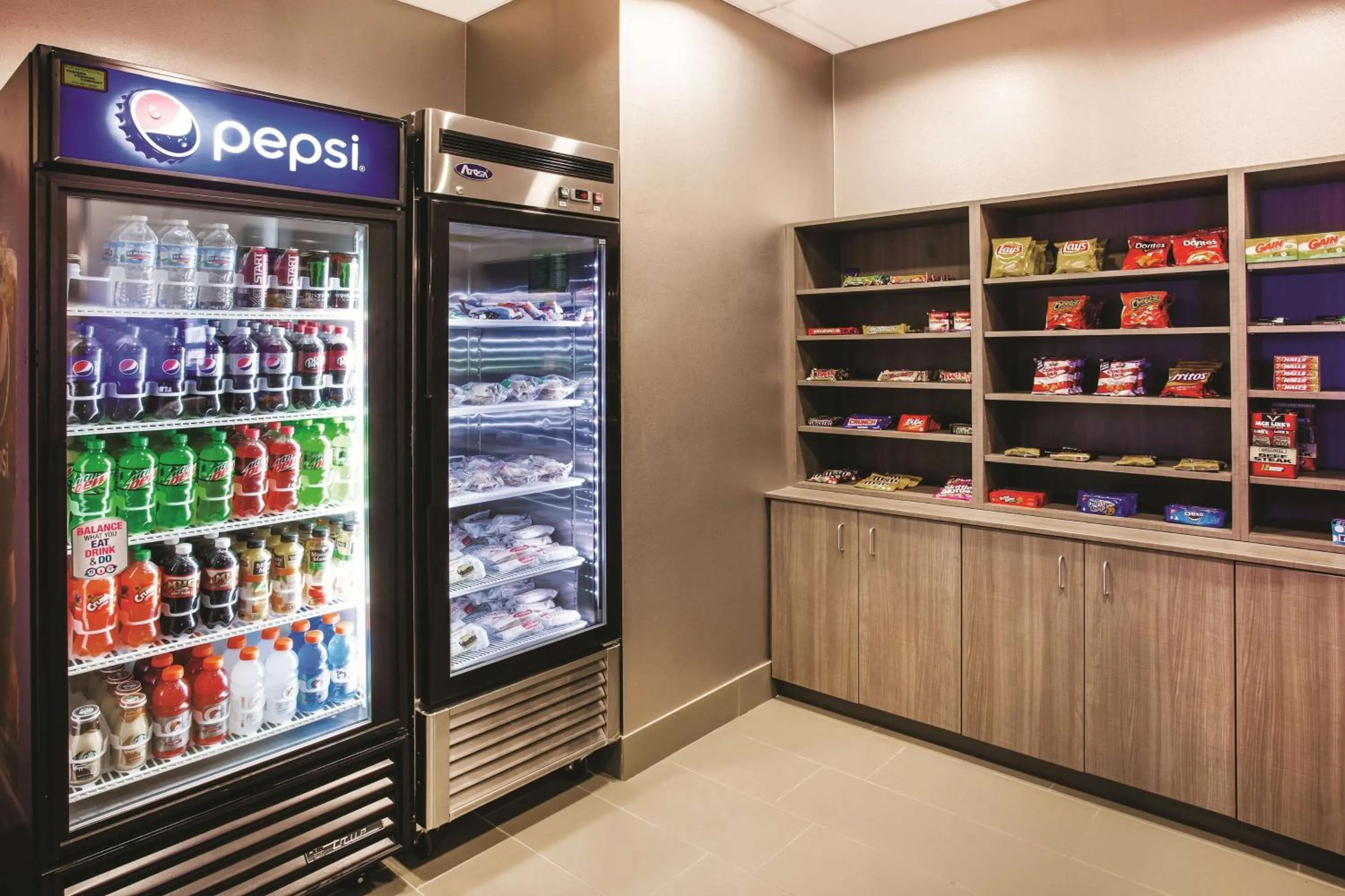 On site in La Quinta by Wyndham St. Paul-Woodbury