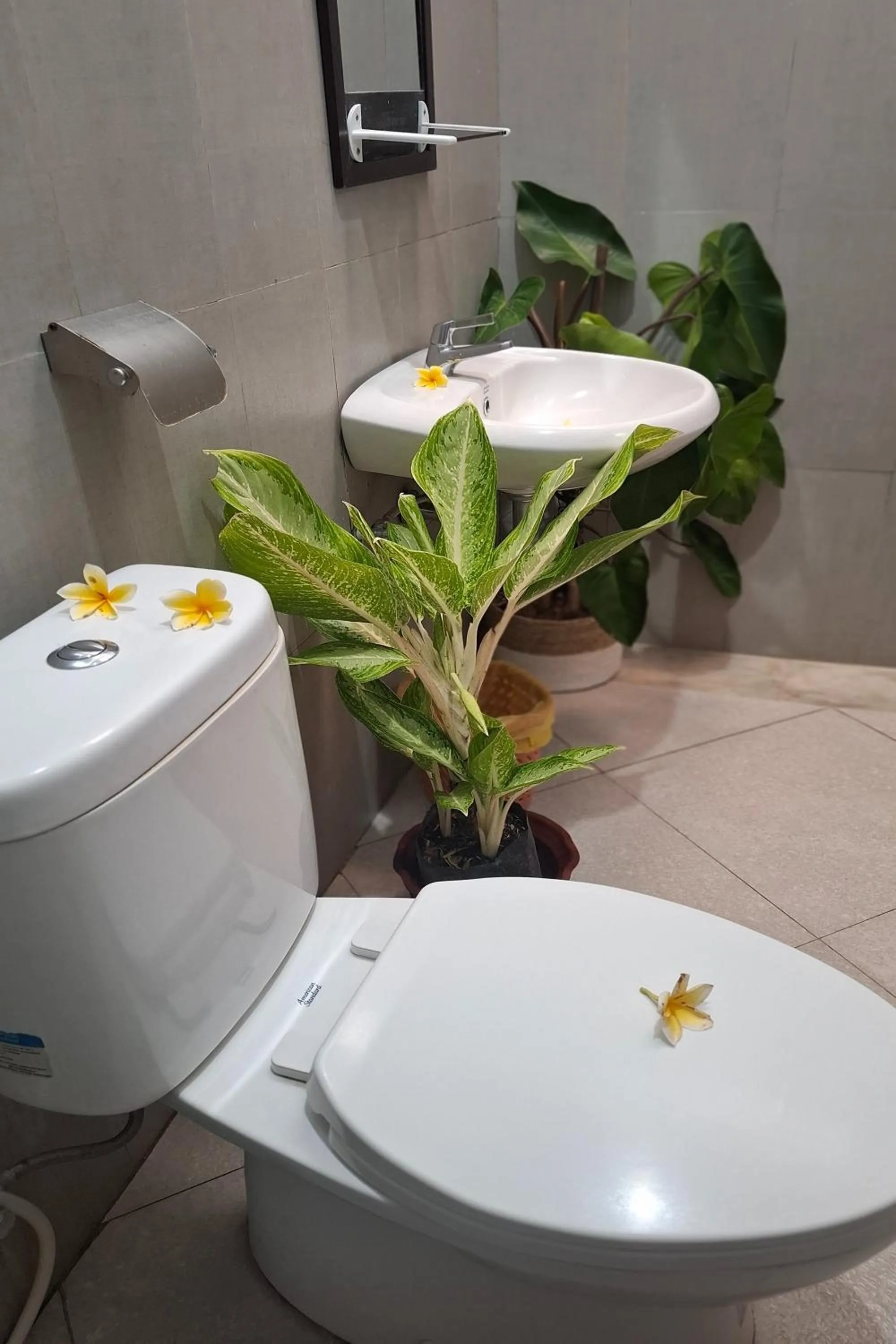 Bathroom in Bring In House Yogyakarta