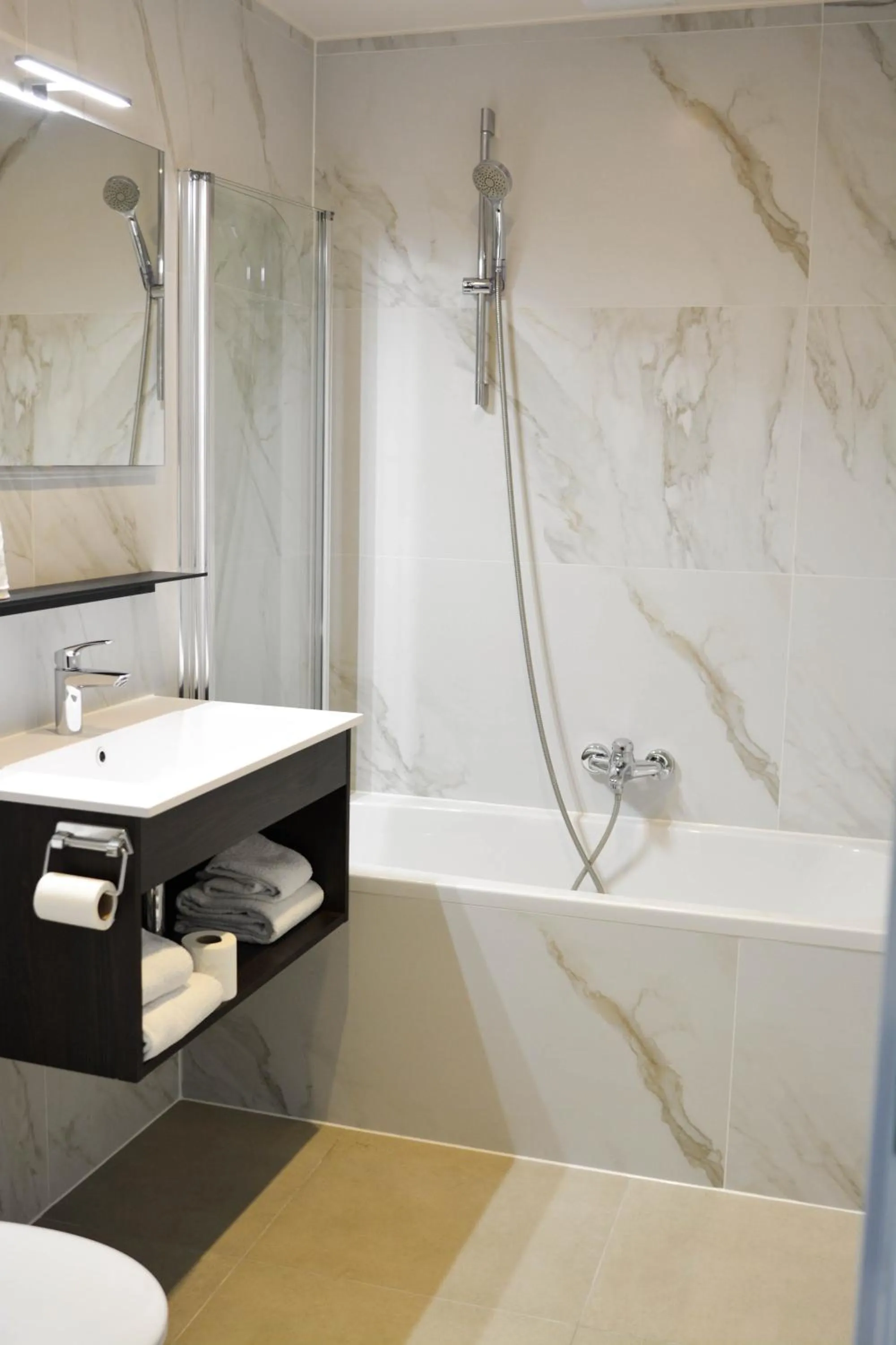 Shower in Hotel Maraboe