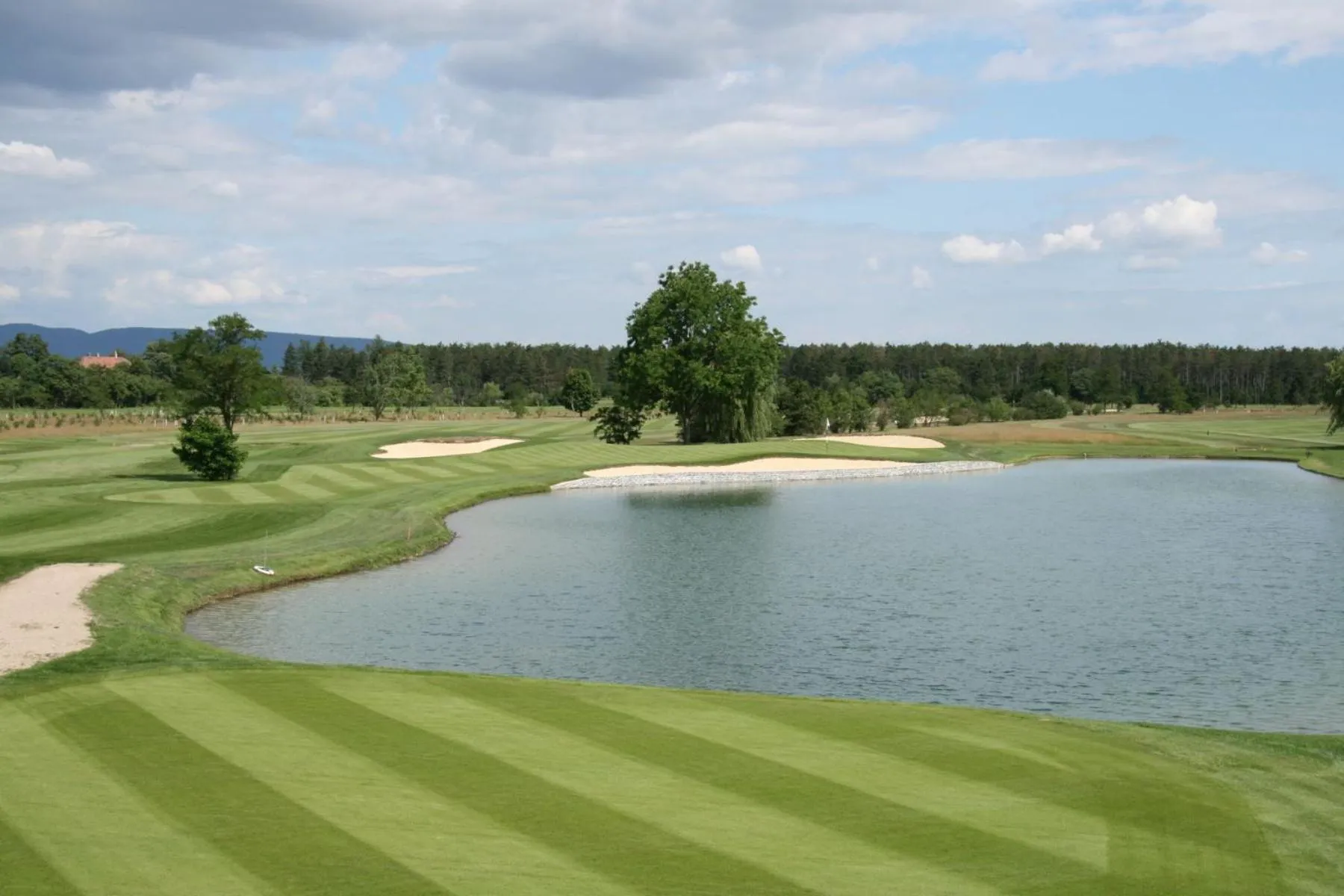 Golfcourse in Mattone Aparthotel