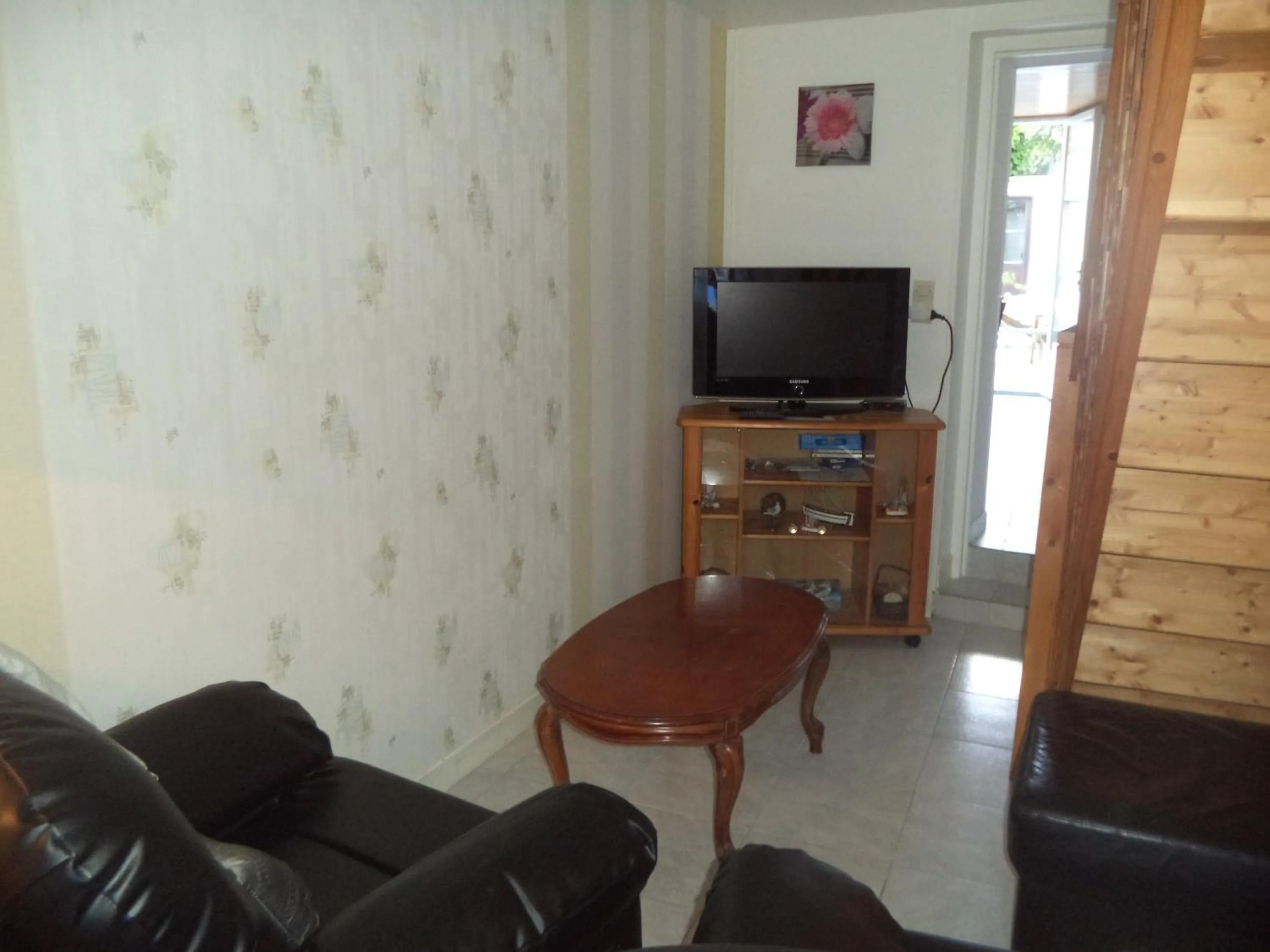 Communal lounge/ TV room in Maison de vacances à Créances