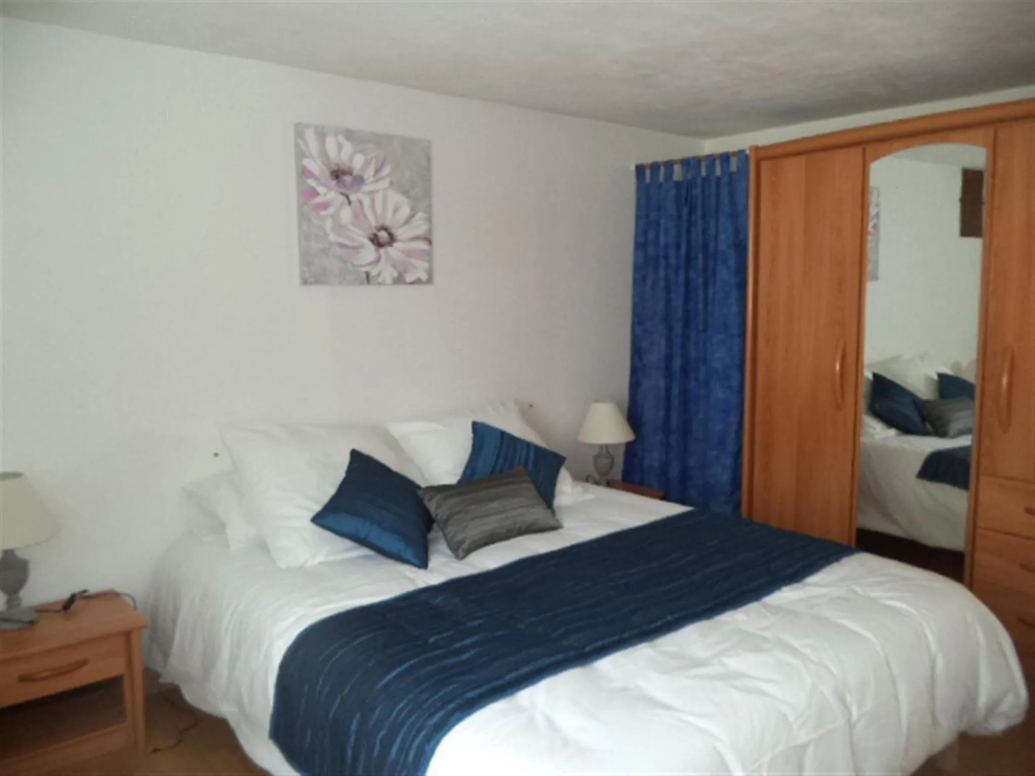 Bedroom, Bed in Maison de vacances à Créances