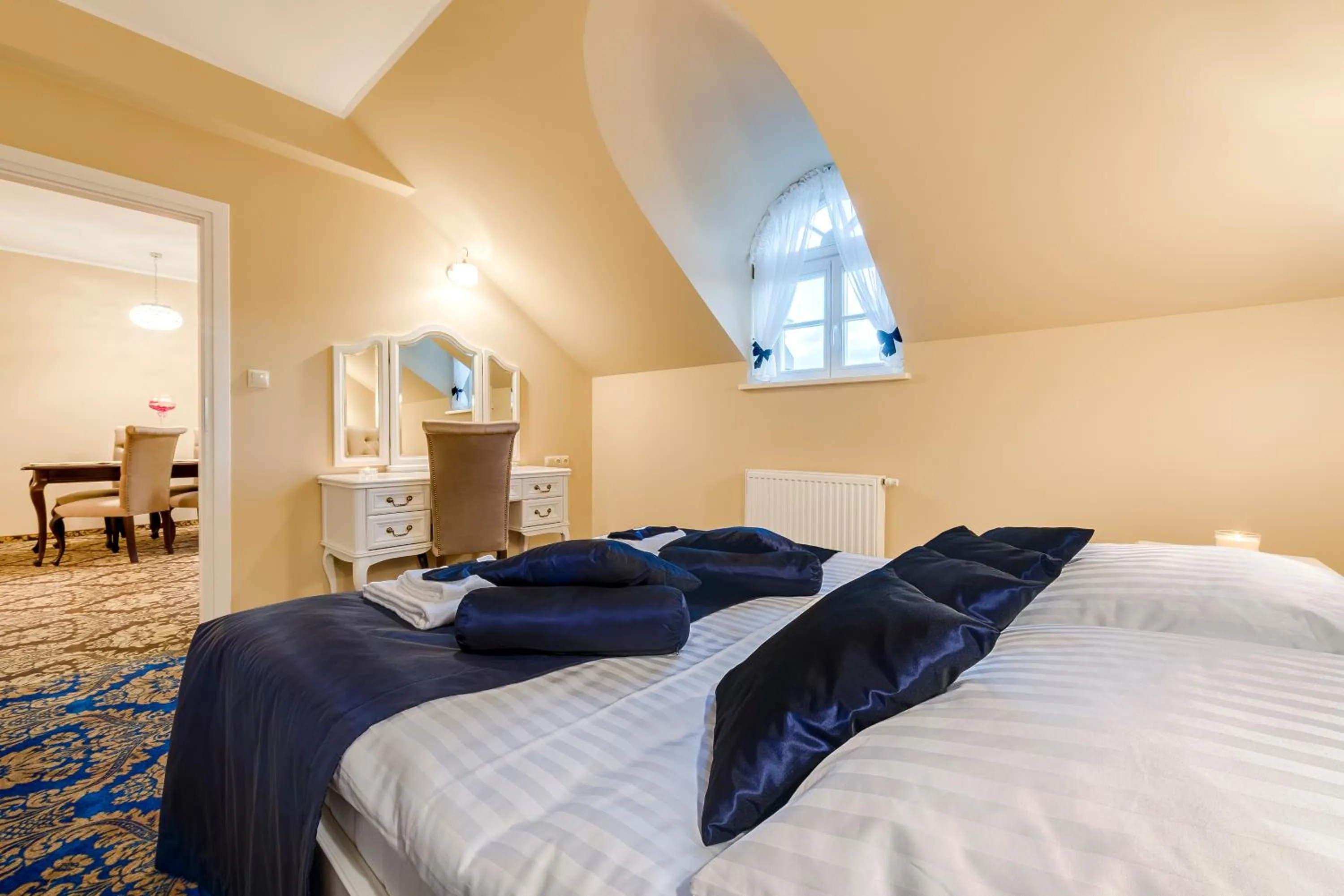 Photo of the whole room, Bed in Hotel Dwór Fijewo