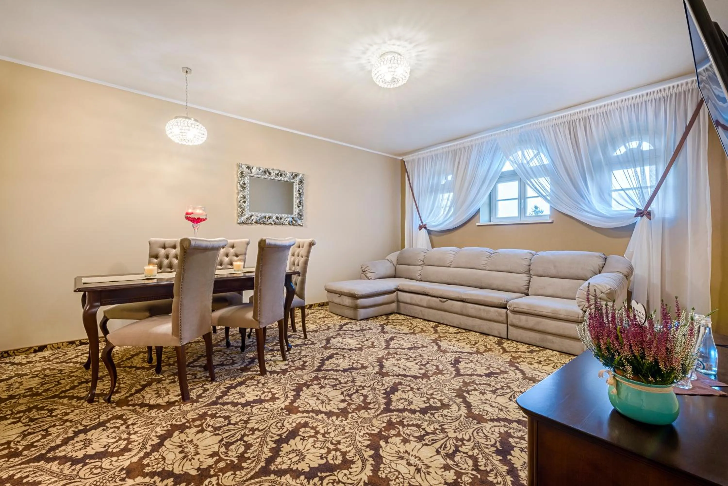 Photo of the whole room in Hotel Dwór Fijewo