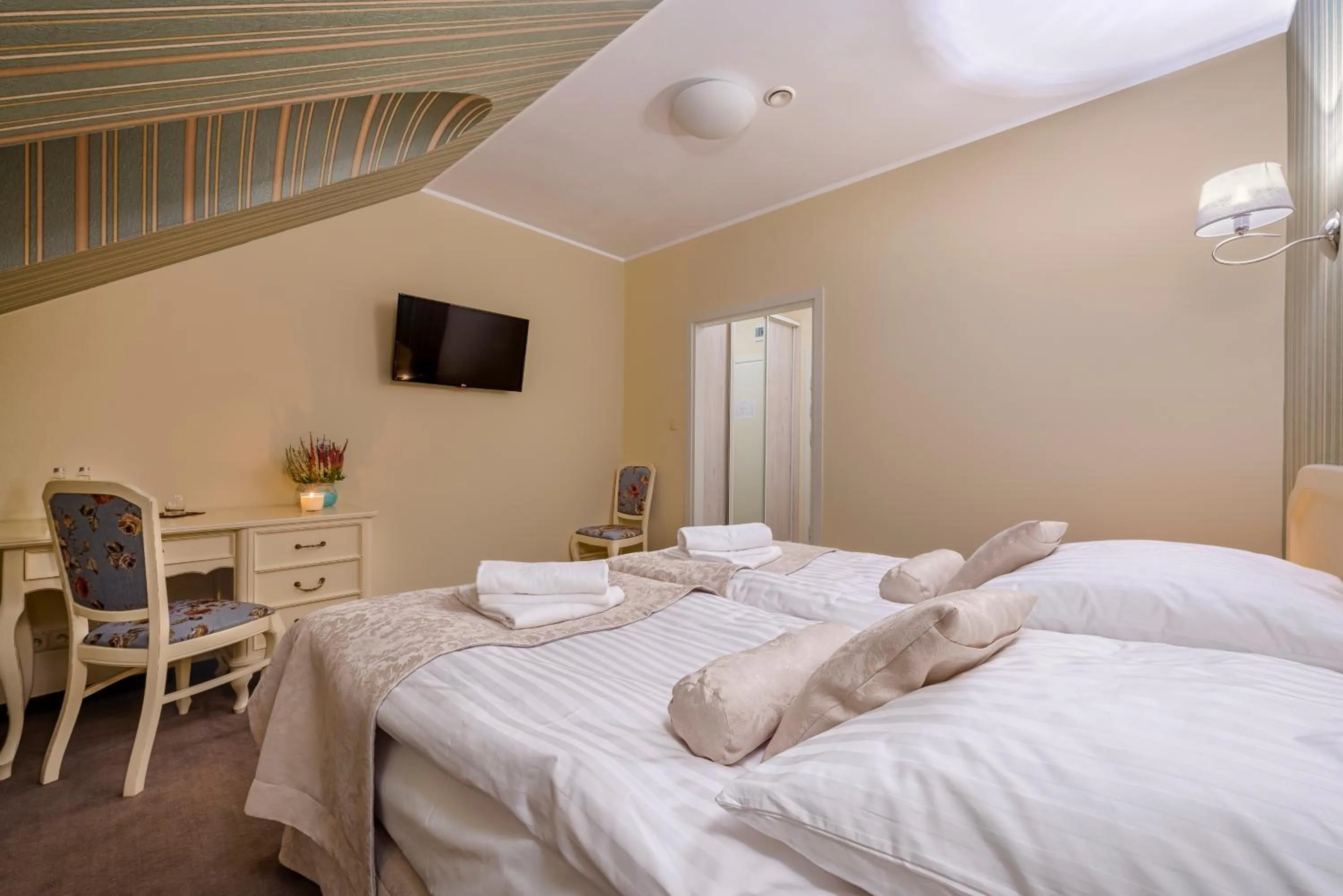 Day, Bed in Hotel Dwór Fijewo