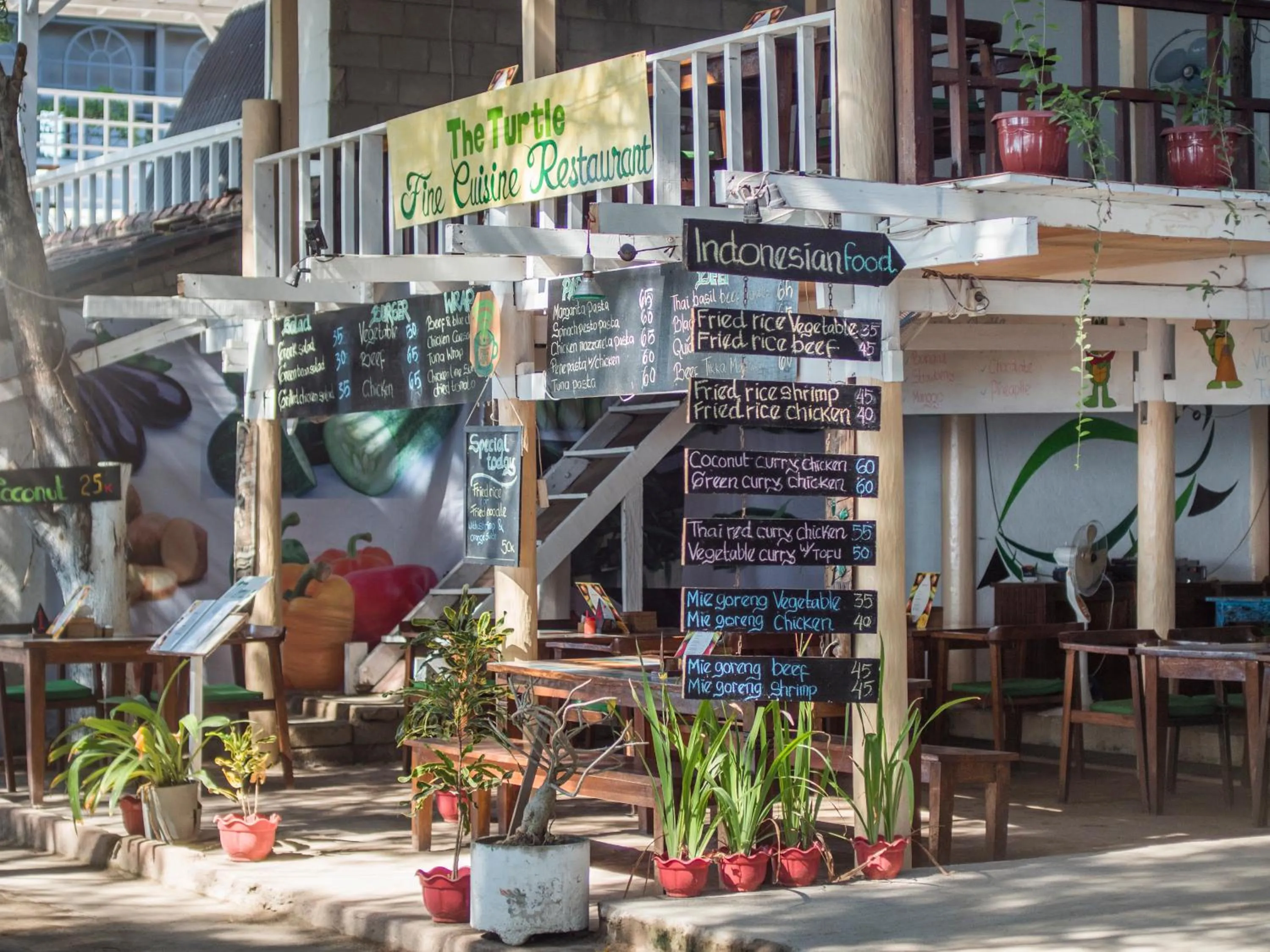 Gili Turtle Beach Resort