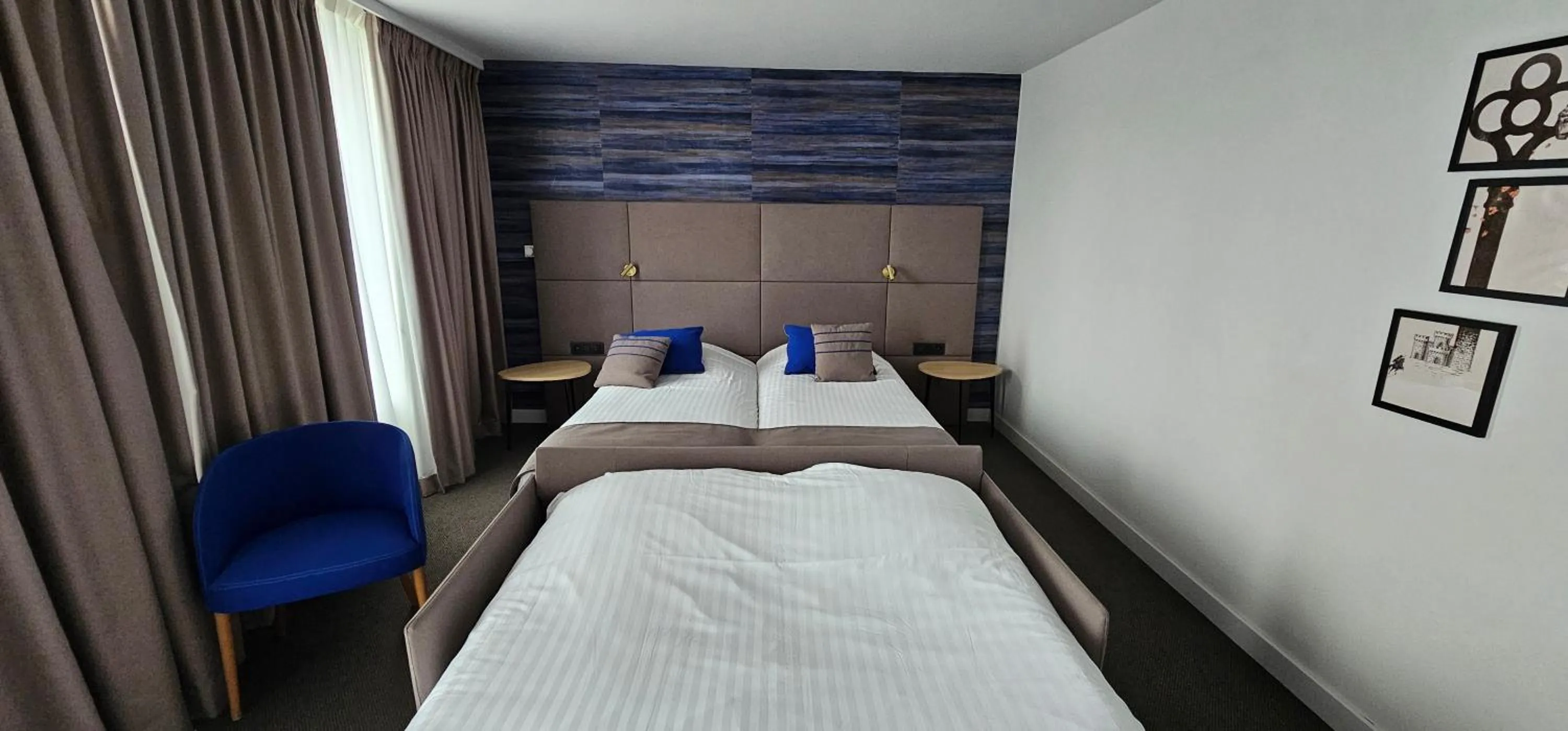 Bedroom, Bed in Hotel Les 3 Cles